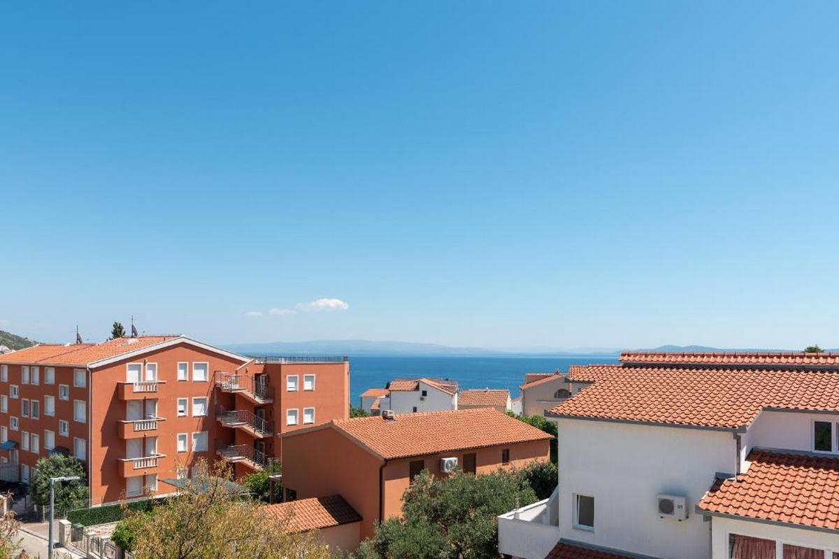 One bedroom apartment with balcony Mavarštica, Čiovo  A-d