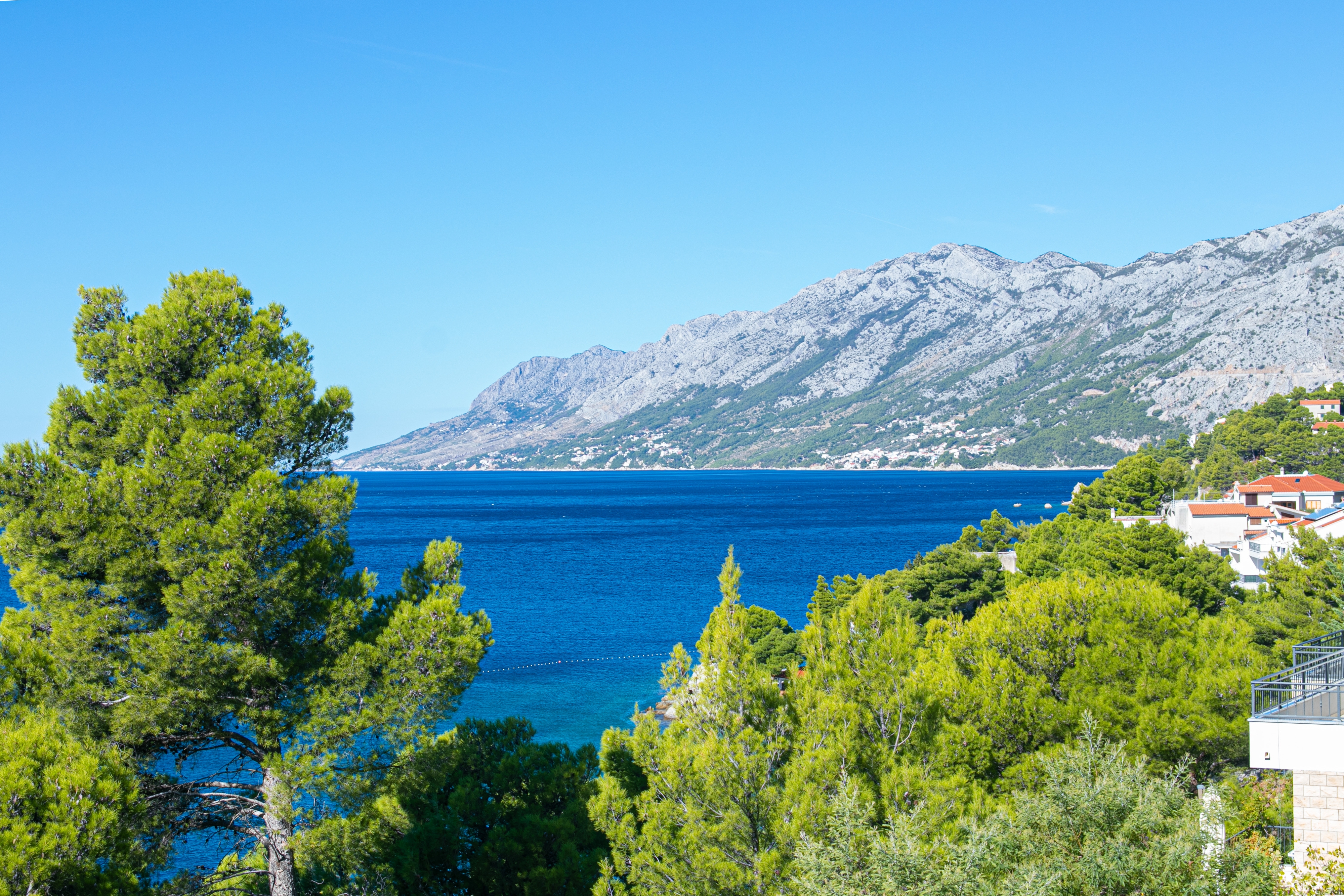 Three bedroom apartment with terrace and sea view Brela, Makarska  A-a