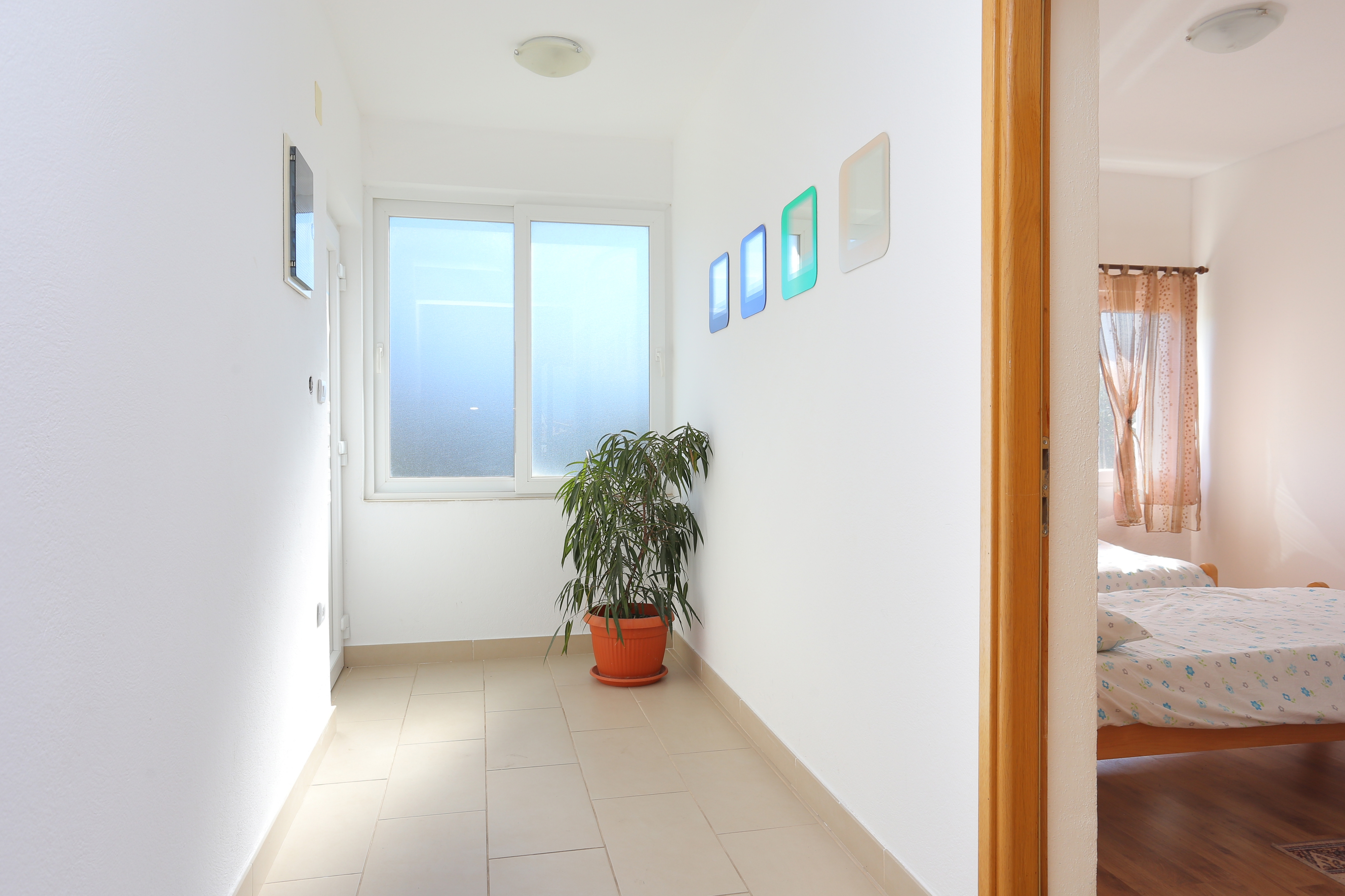 Three bedroom apartment with terrace and sea view Rogoznica  A-a