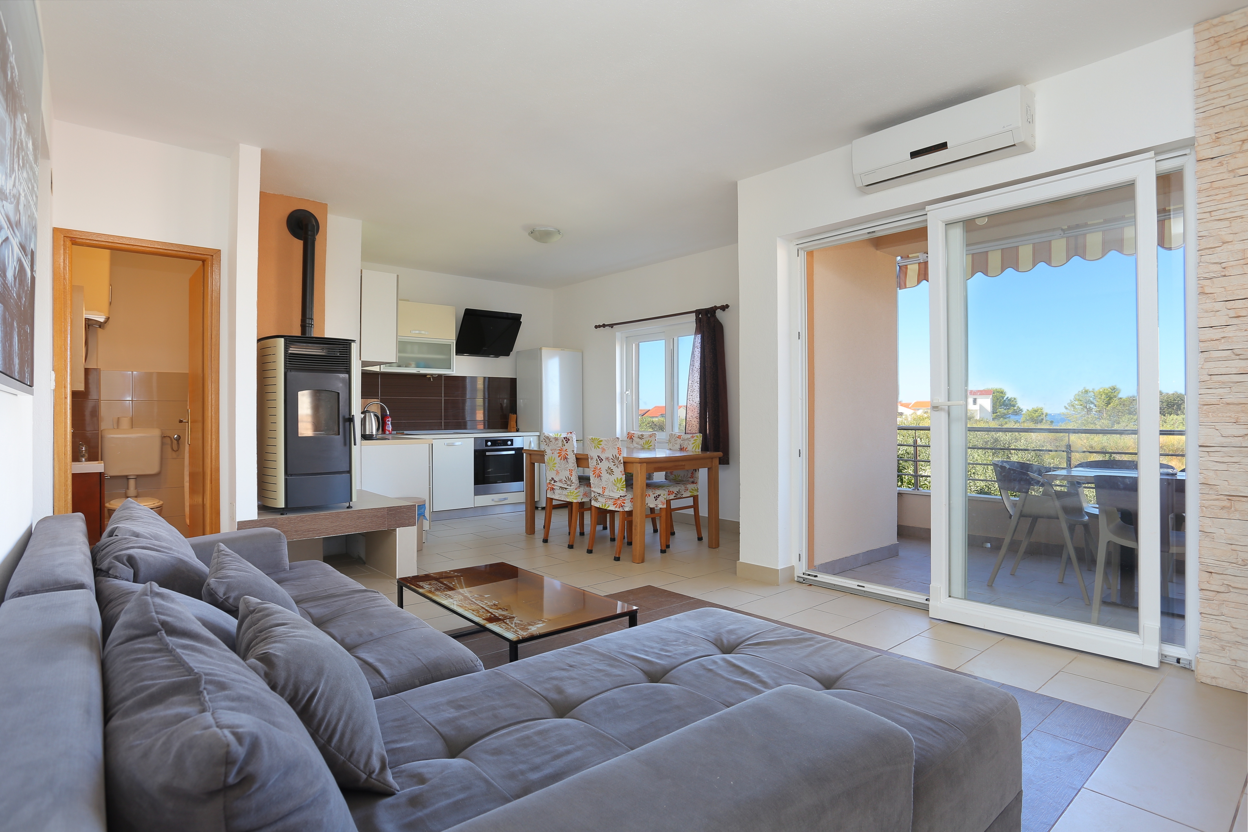 Three bedroom apartment with terrace and sea view Rogoznica (A-20077-a) Three bedroom apartment with terrace and sea view Rogoznica (A-20077-a)