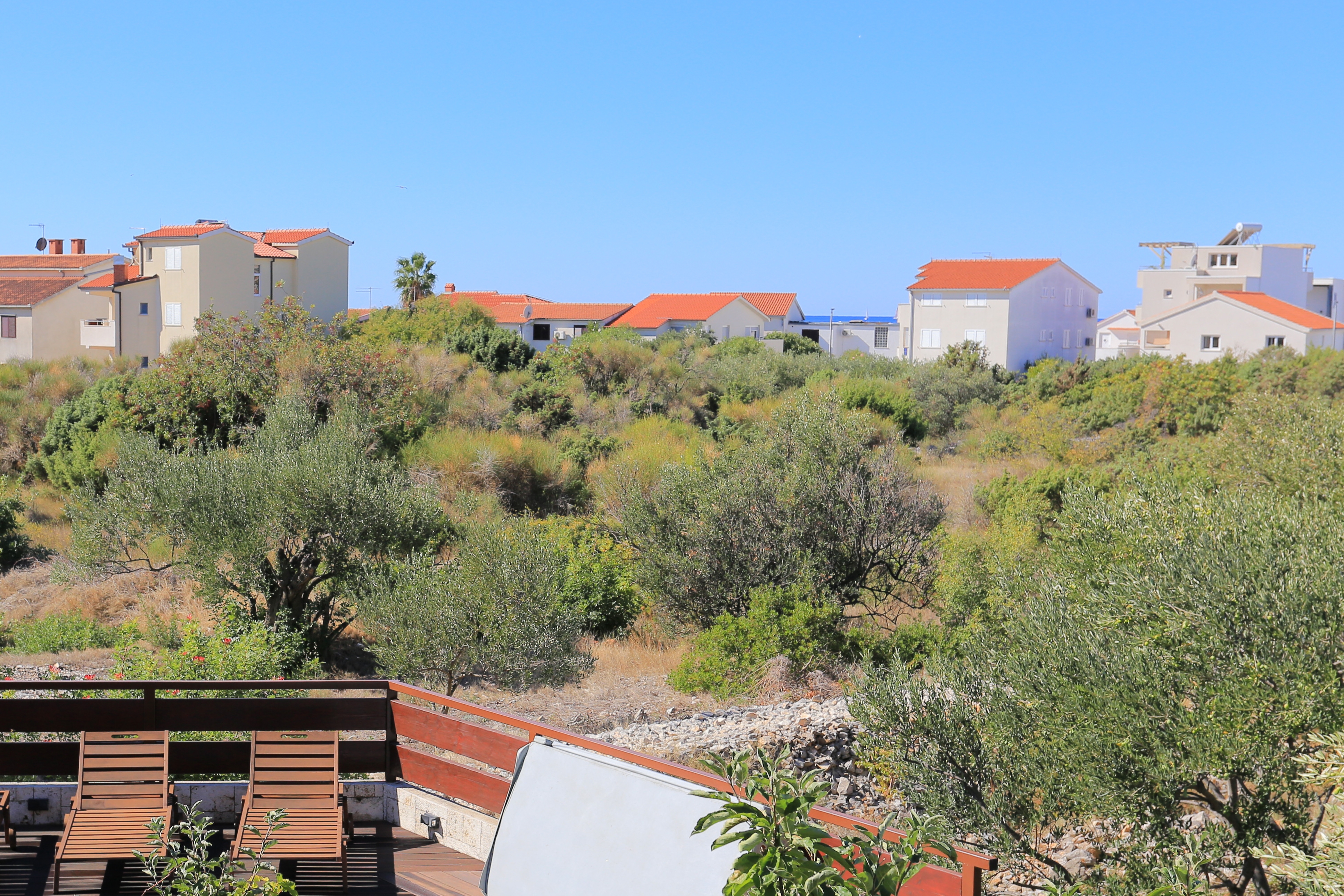 Three bedroom apartment with terrace and sea view Rogoznica  A-a