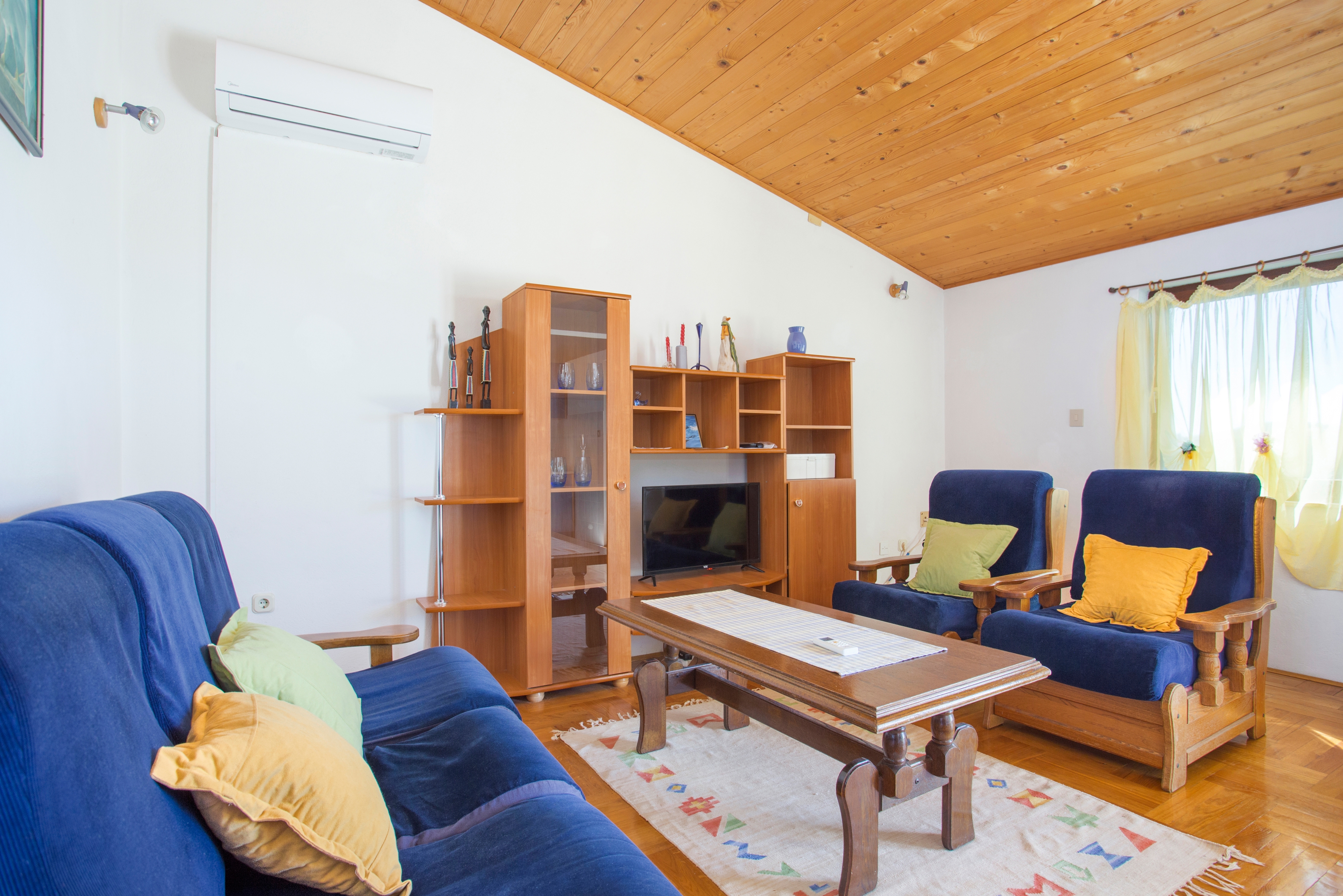 Two bedroom apartment with terrace and sea view Rogoznica (A-20077-b)