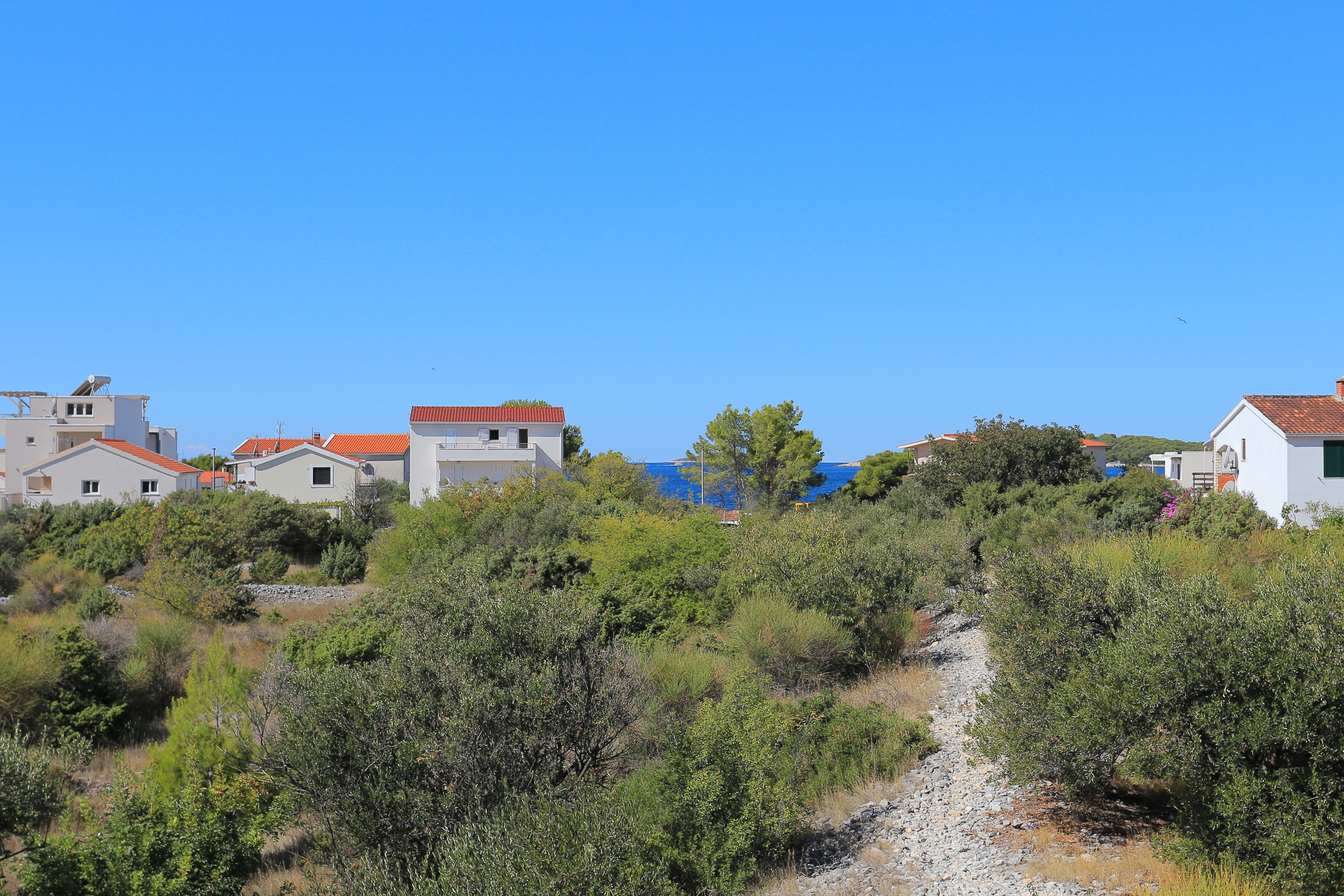 Two bedroom apartment with terrace and sea view Rogoznica  A-b