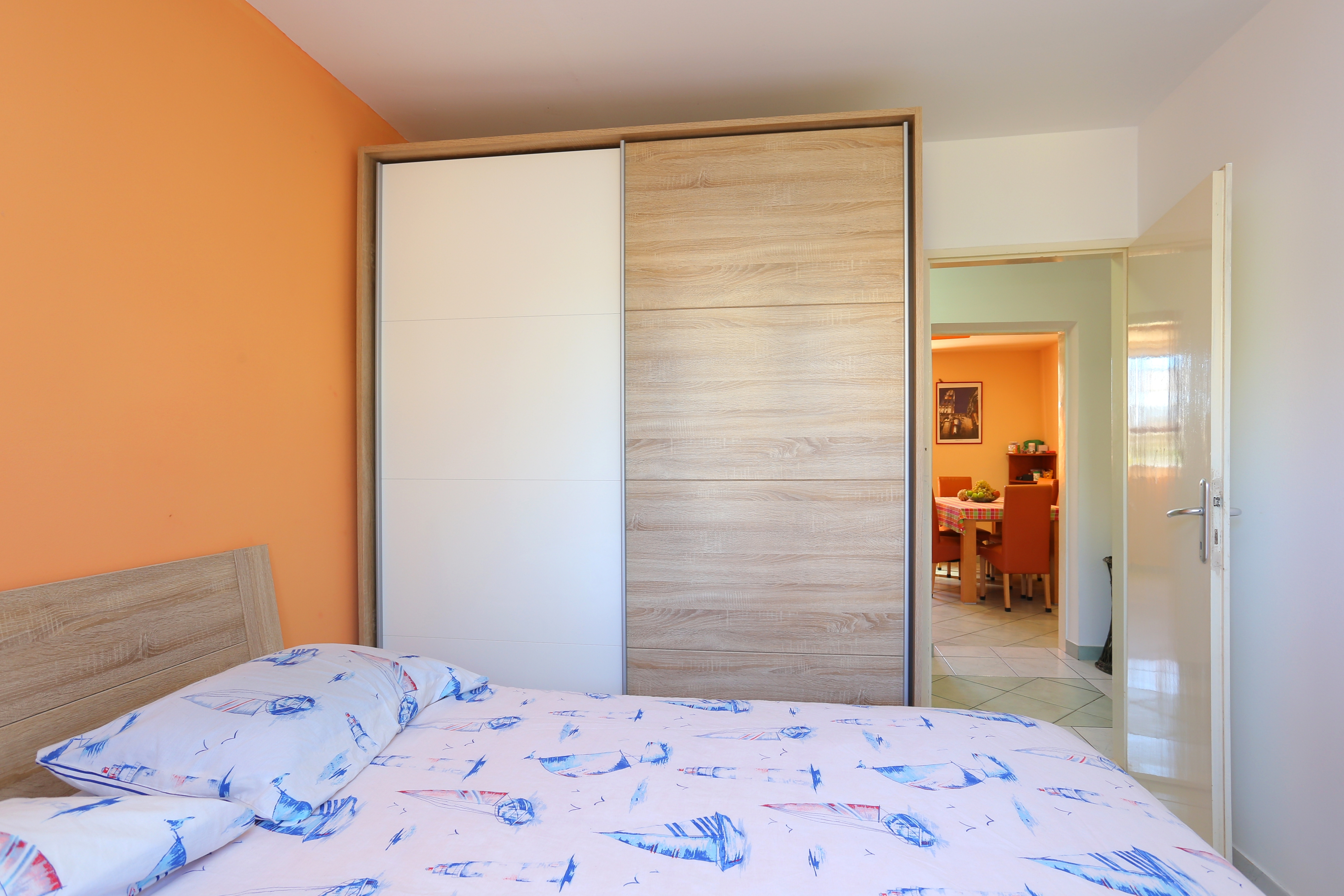 Two bedroom apartment with terrace Rogoznica  A-c
