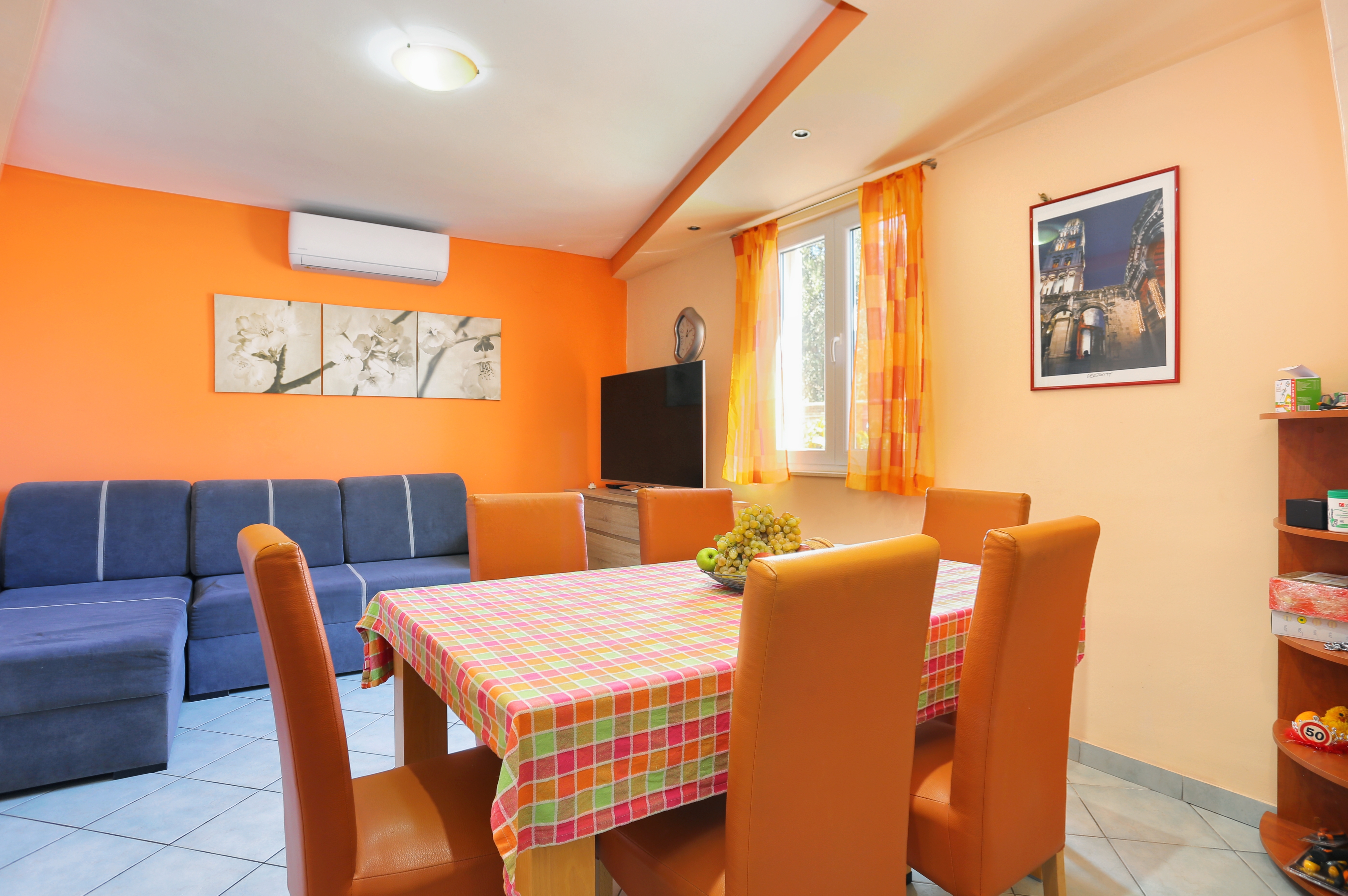 Two bedroom apartment with terrace Rogoznica  A-c