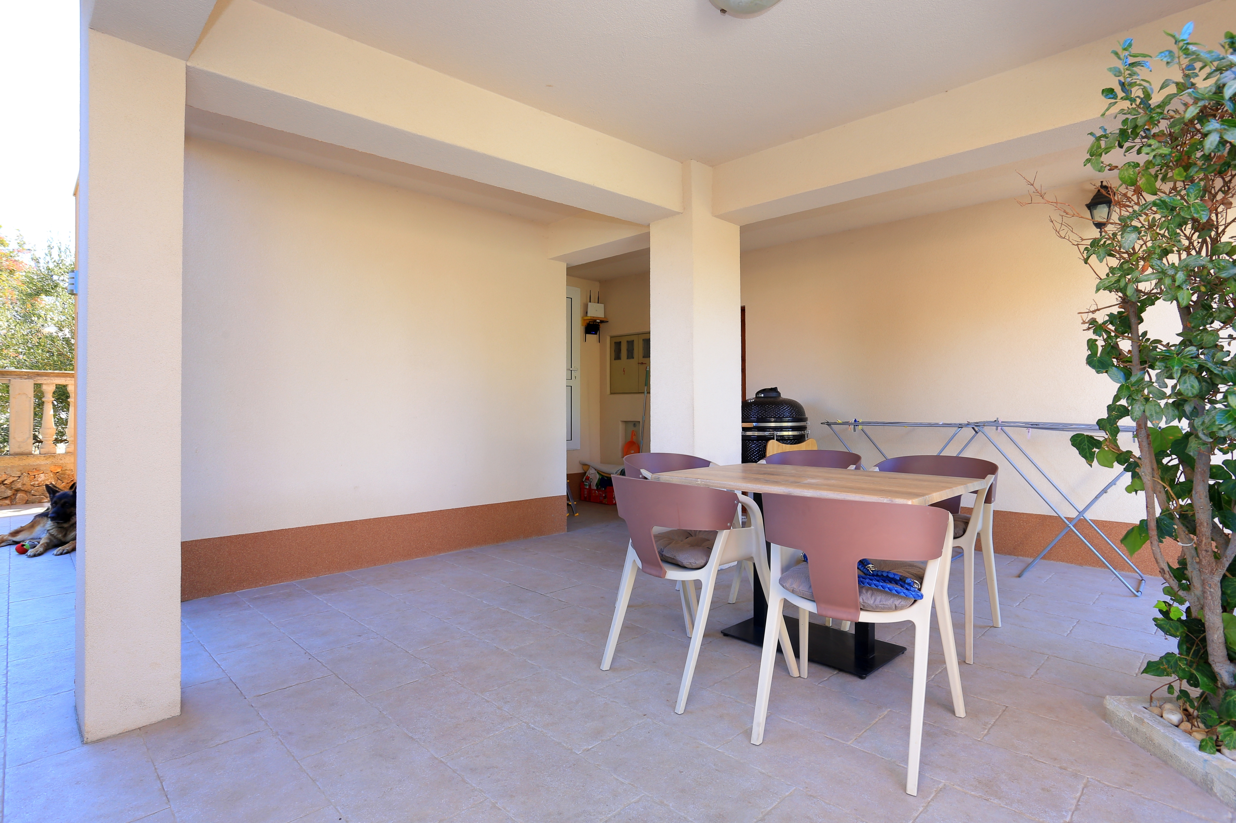 Two bedroom apartment with terrace Rogoznica  A-c