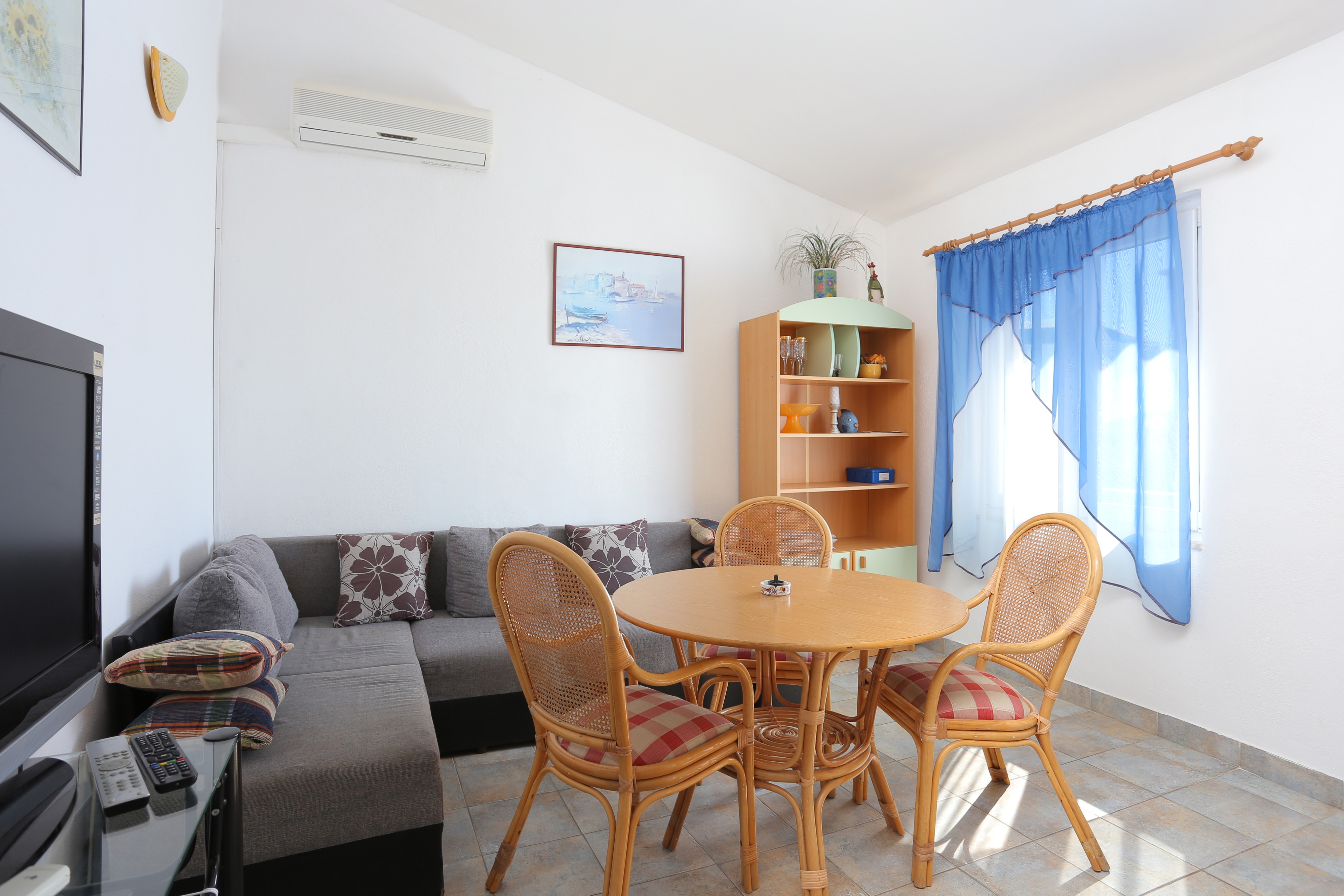 Studio flat with terrace Rogoznica (AS-20077-a) Studio flat with terrace Rogoznica (AS-20077-a)