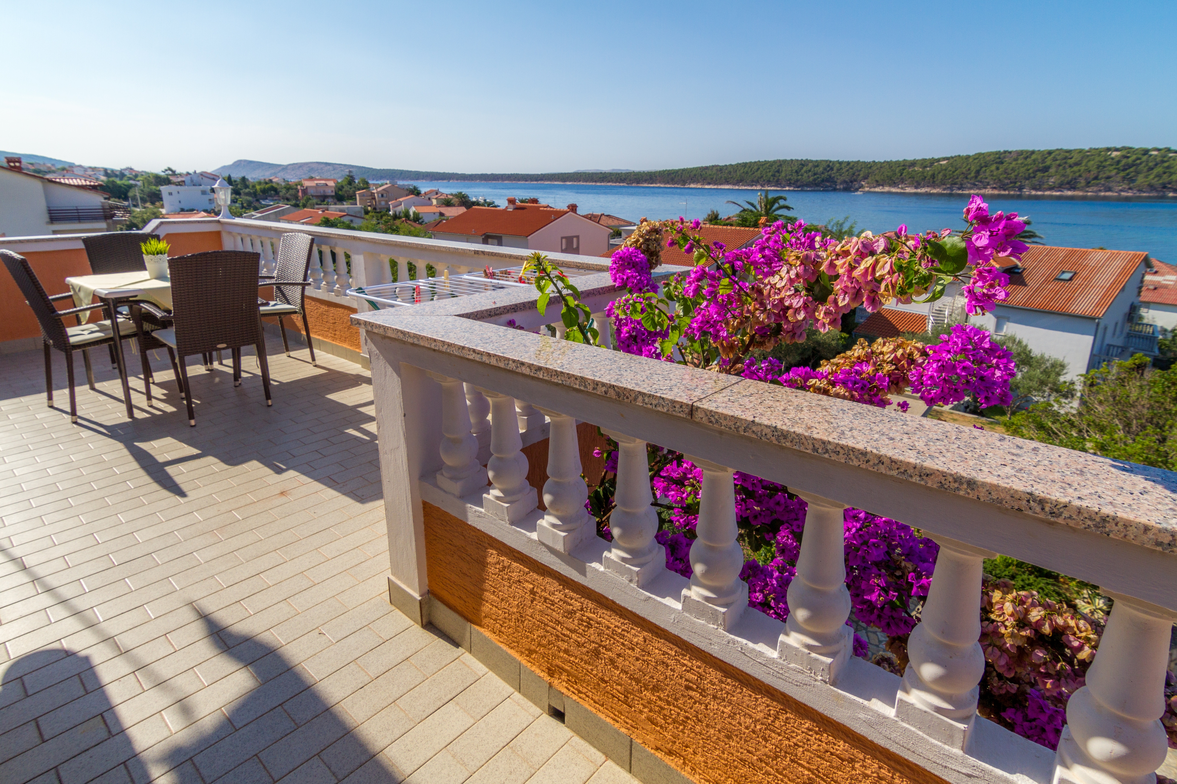 Two bedroom apartment with terrace and sea view Barbat, Rab (A-20080-a) Two bedroom apartment with terrace and sea view Barbat, Rab (A-20080-a)