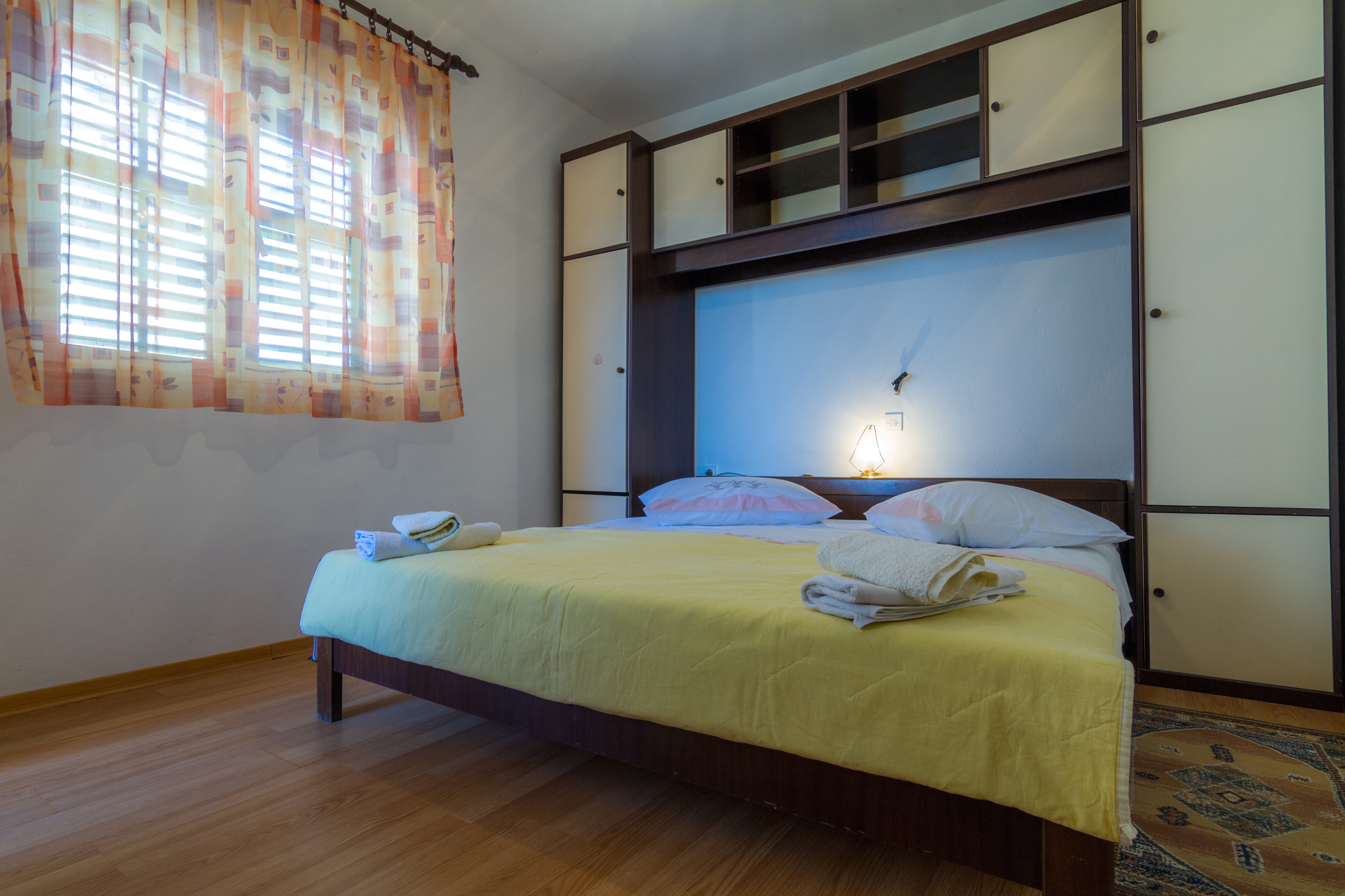 Top Rab Barbat Top Rab Barbat