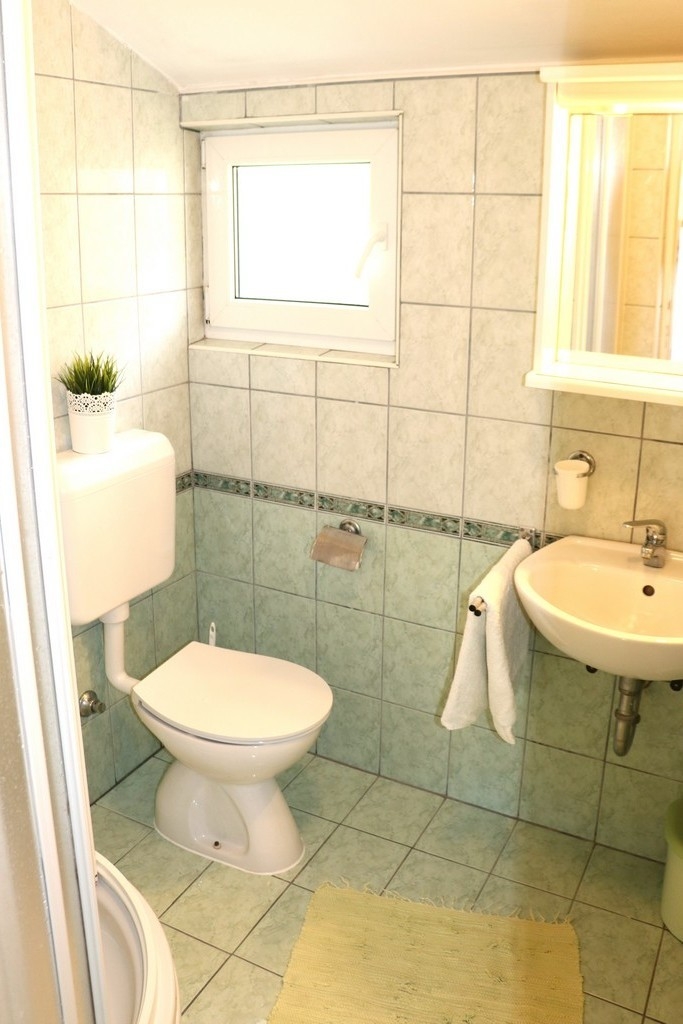 Top Rab Barbat Top Rab Barbat