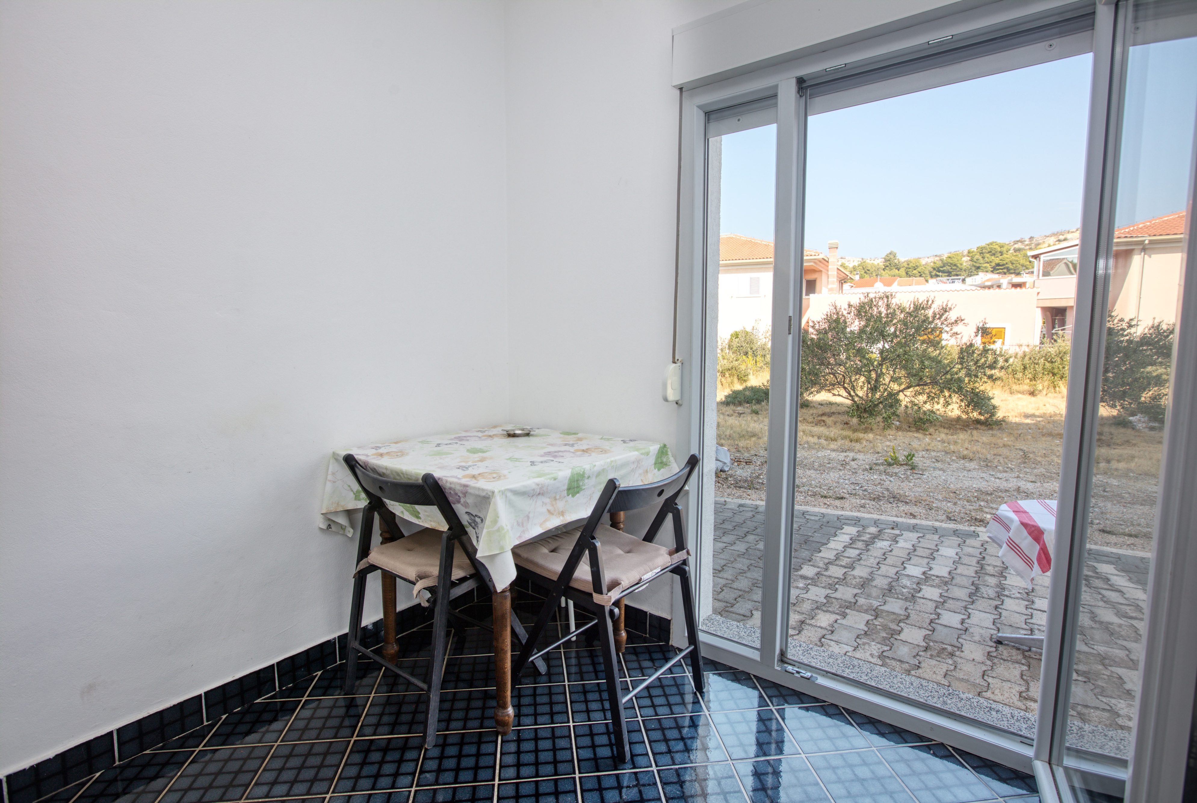 One bedroom apartment near beach Žaborić, Šibenik  A-a