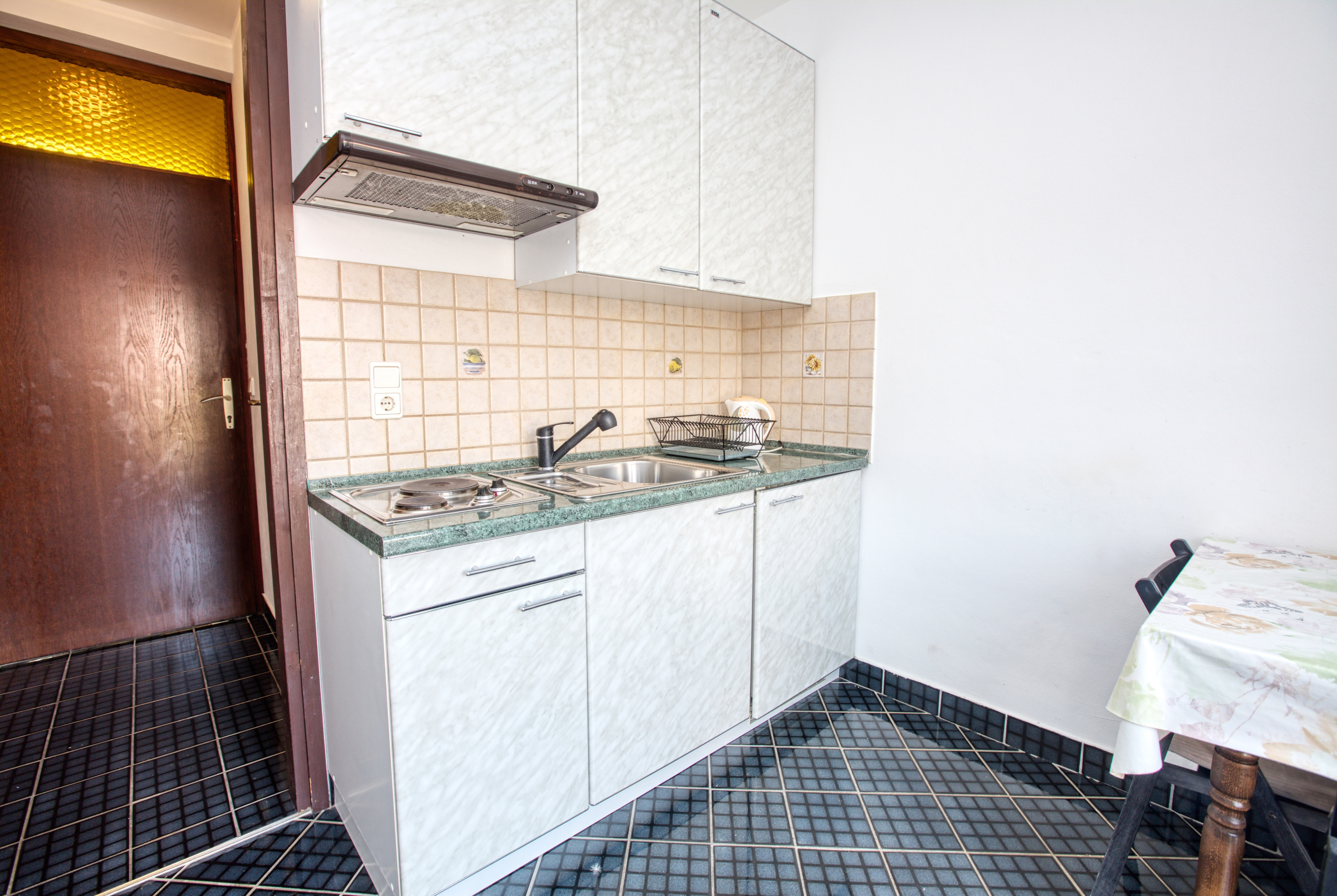 One bedroom apartment near beach Žaborić, Šibenik  A-a