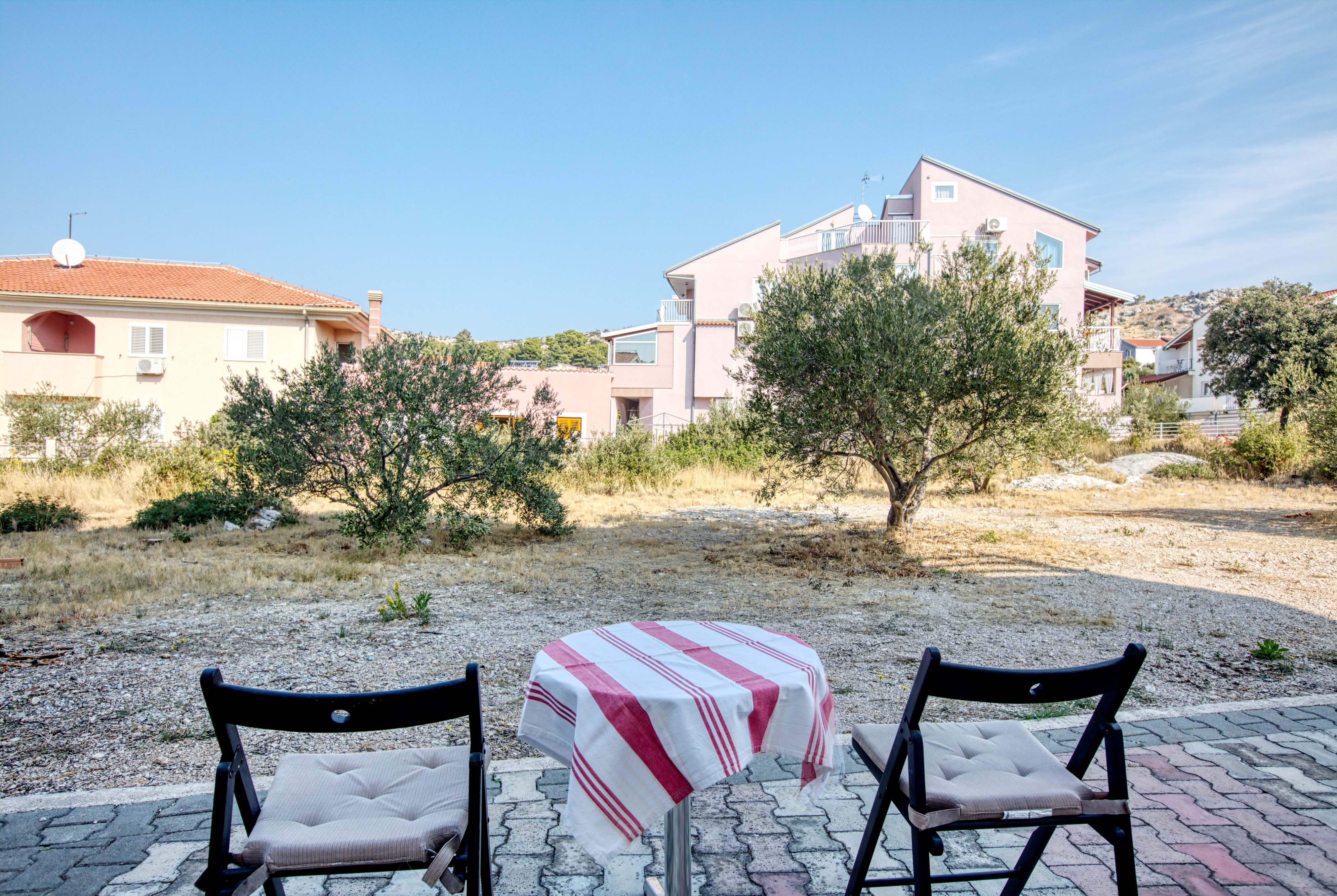 One bedroom apartment near beach Žaborić, Šibenik  A-a