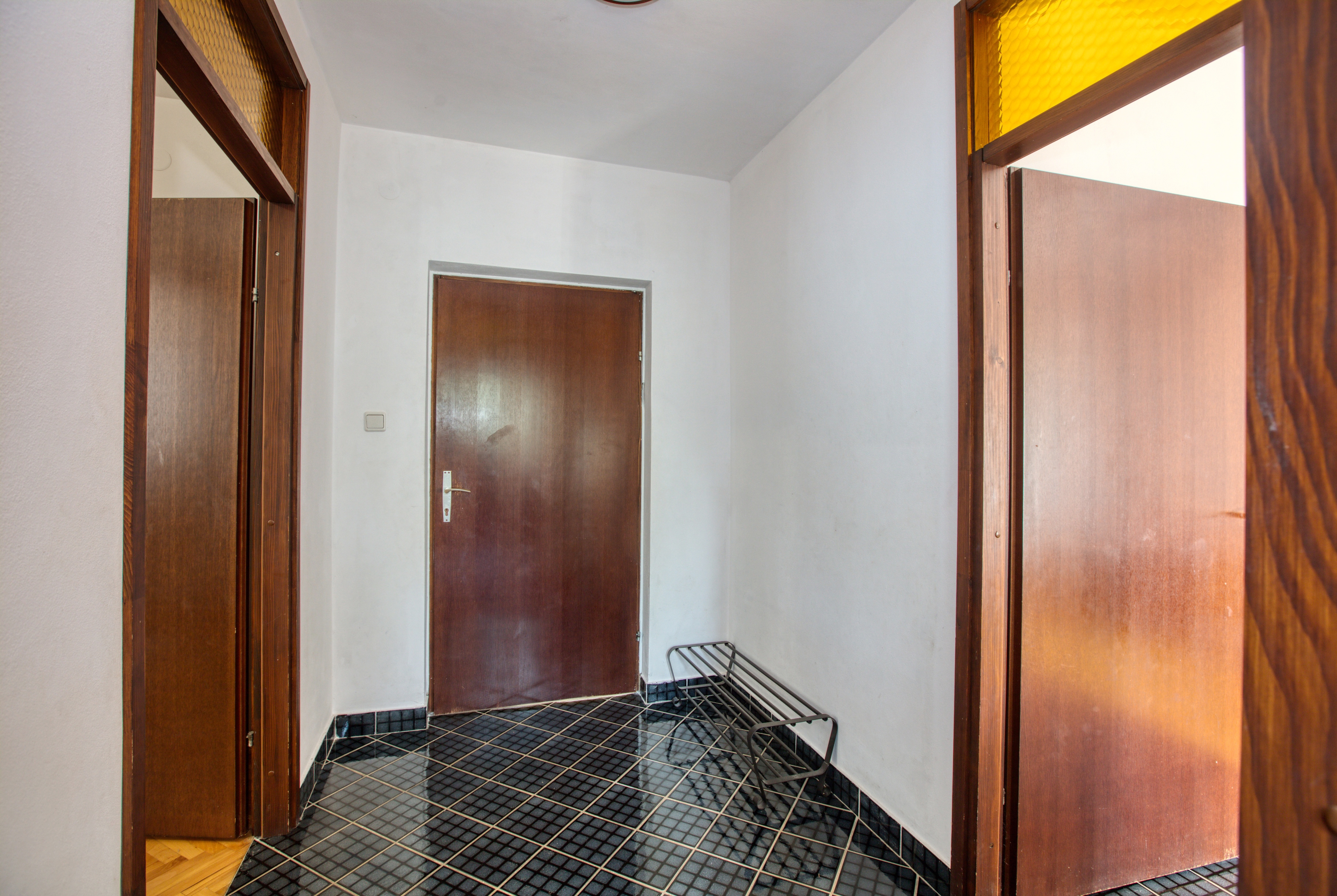 One bedroom apartment near beach Žaborić, Šibenik  A-c