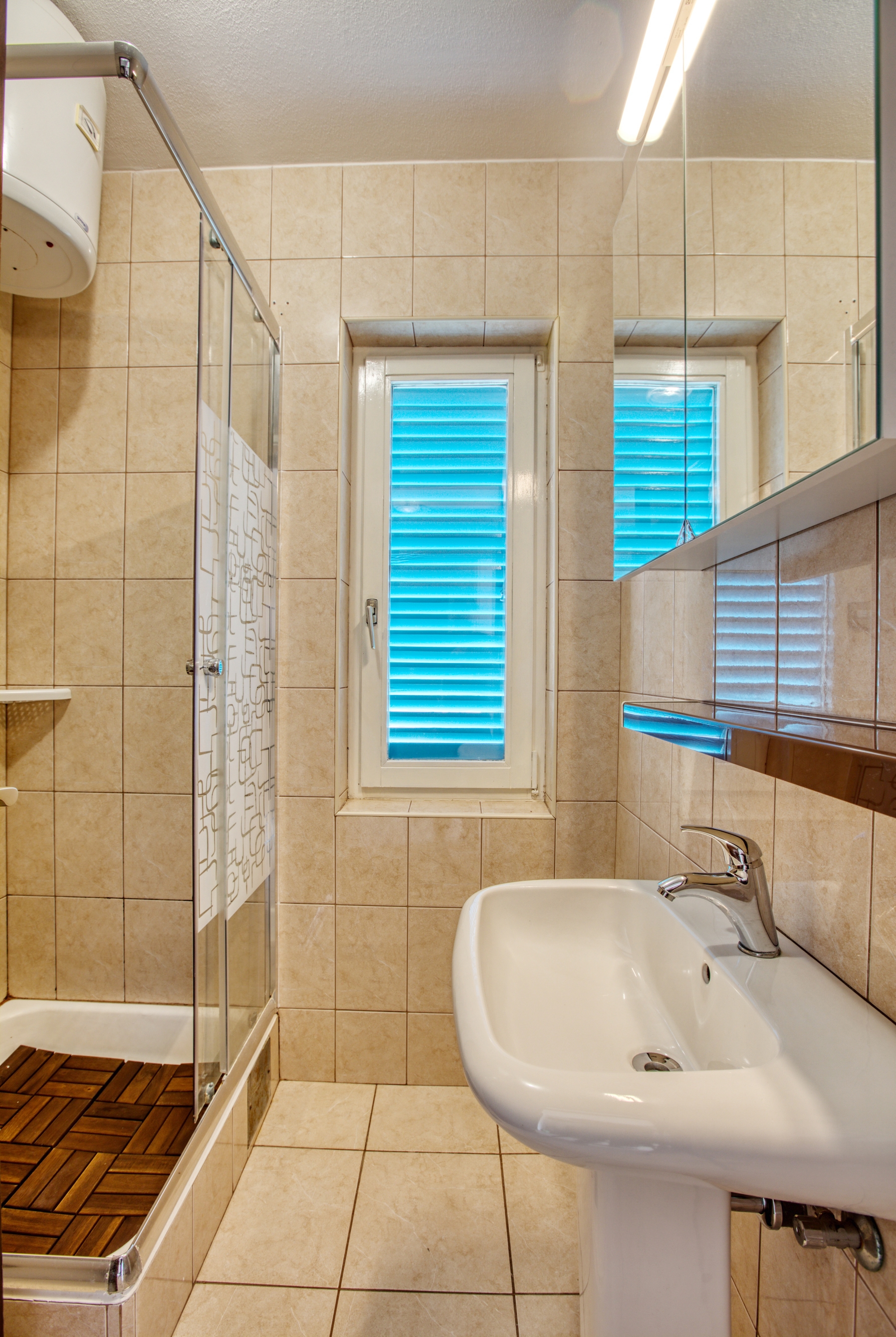 Two bedroom apartment near beach Žaborić, Šibenik  A-e