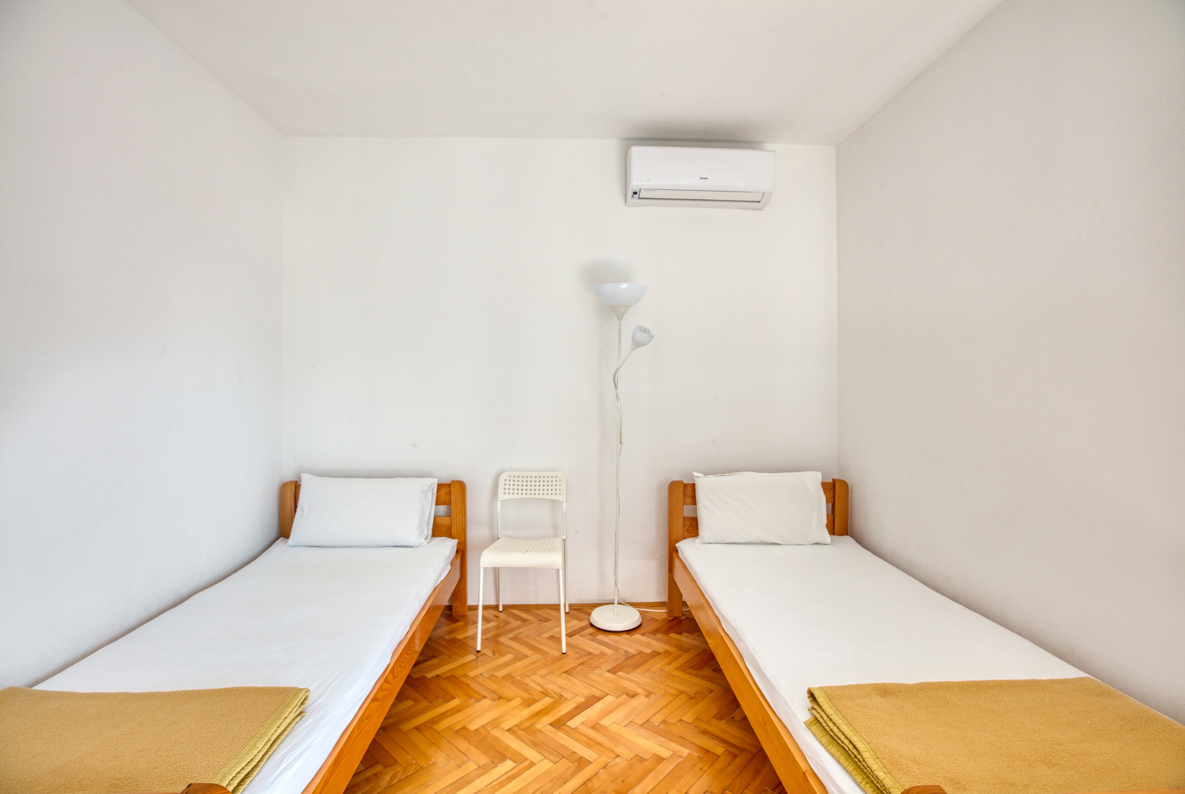 Two bedroom apartment near beach Žaborić, Šibenik  A-e