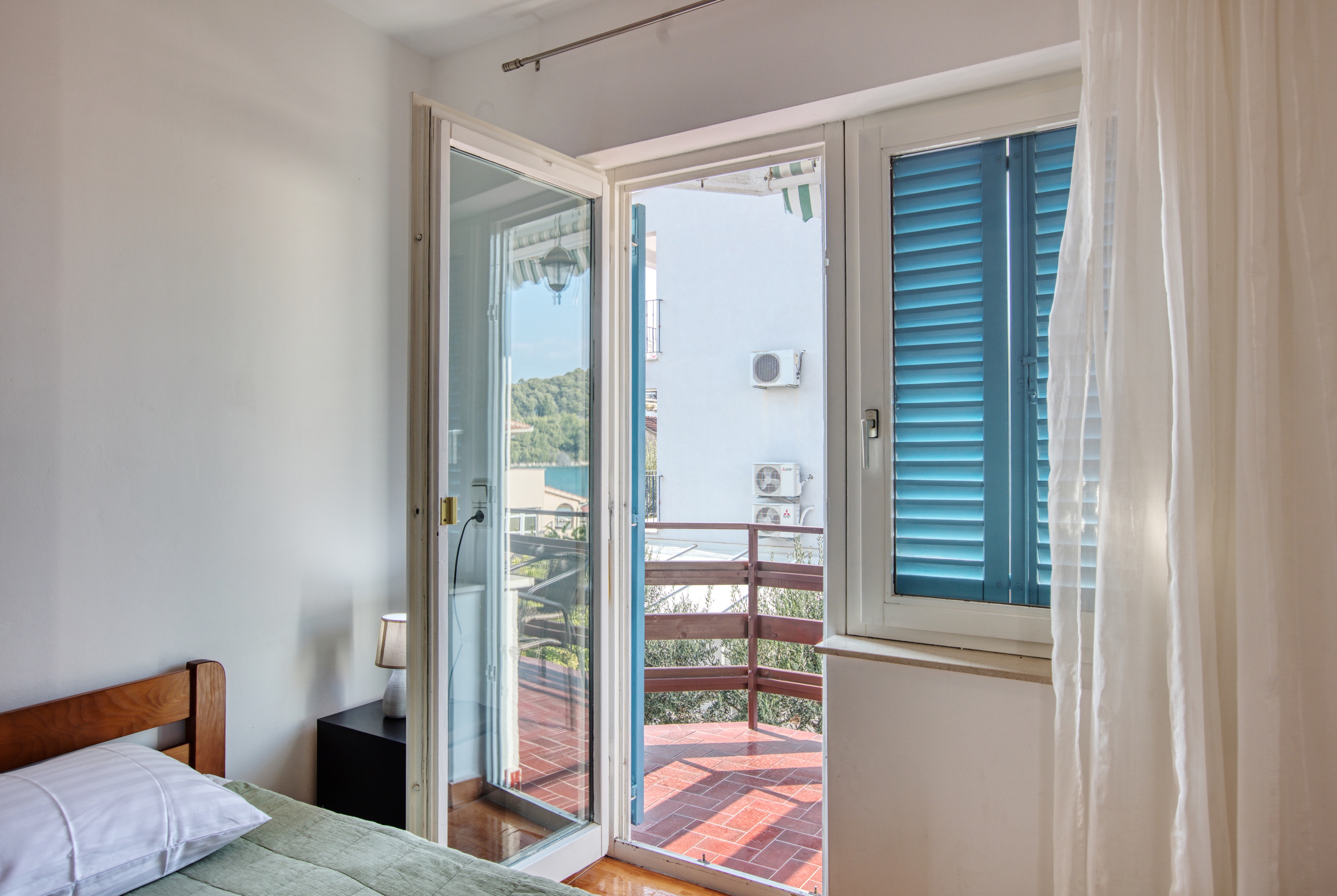 Two bedroom apartment near beach Žaborić, Šibenik  A-g