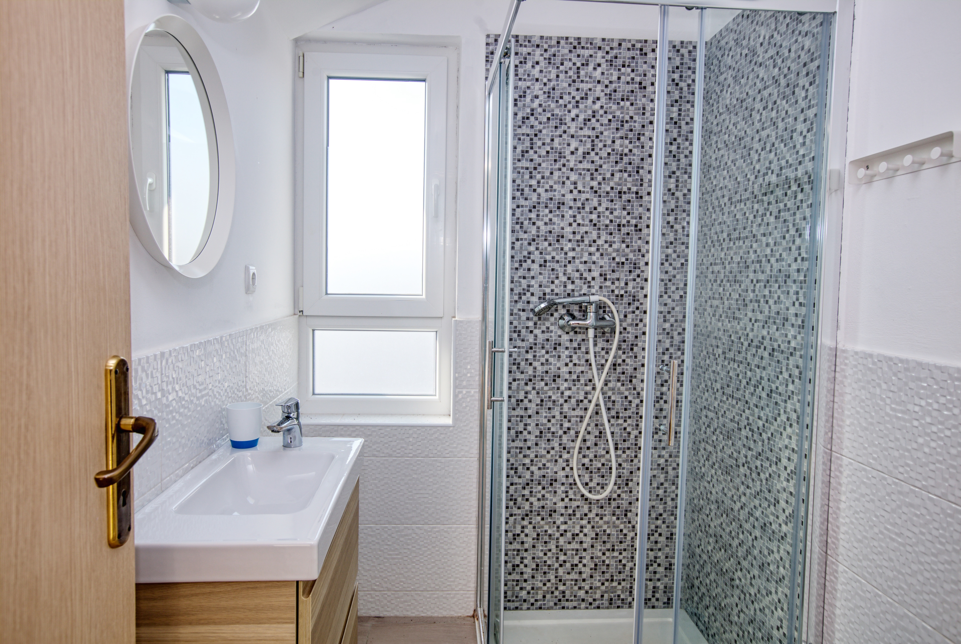 Two bedroom apartment near beach Žaborić, Šibenik  A-j