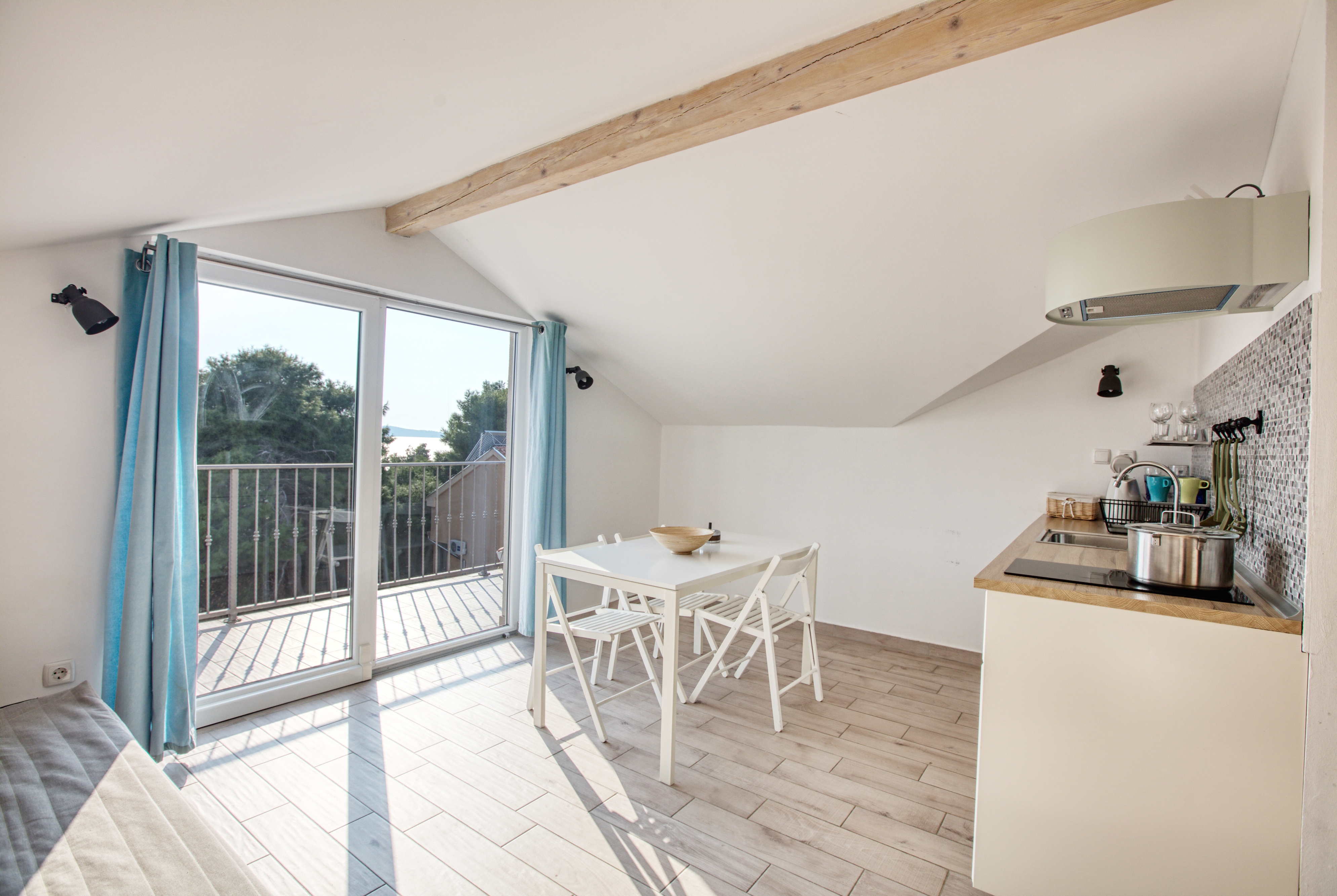 Two bedroom apartment near beach Žaborić, Šibenik  A-j