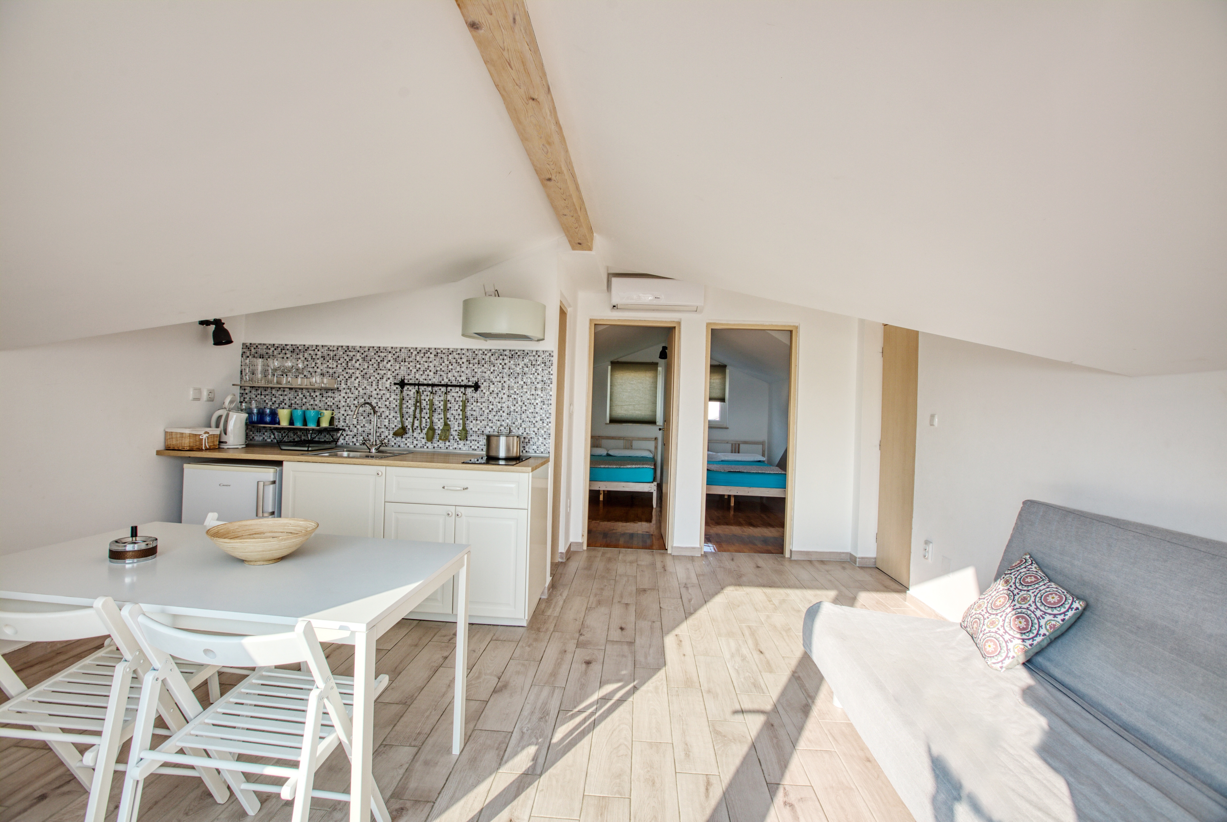 Two bedroom apartment near beach Žaborić, Šibenik  A-j