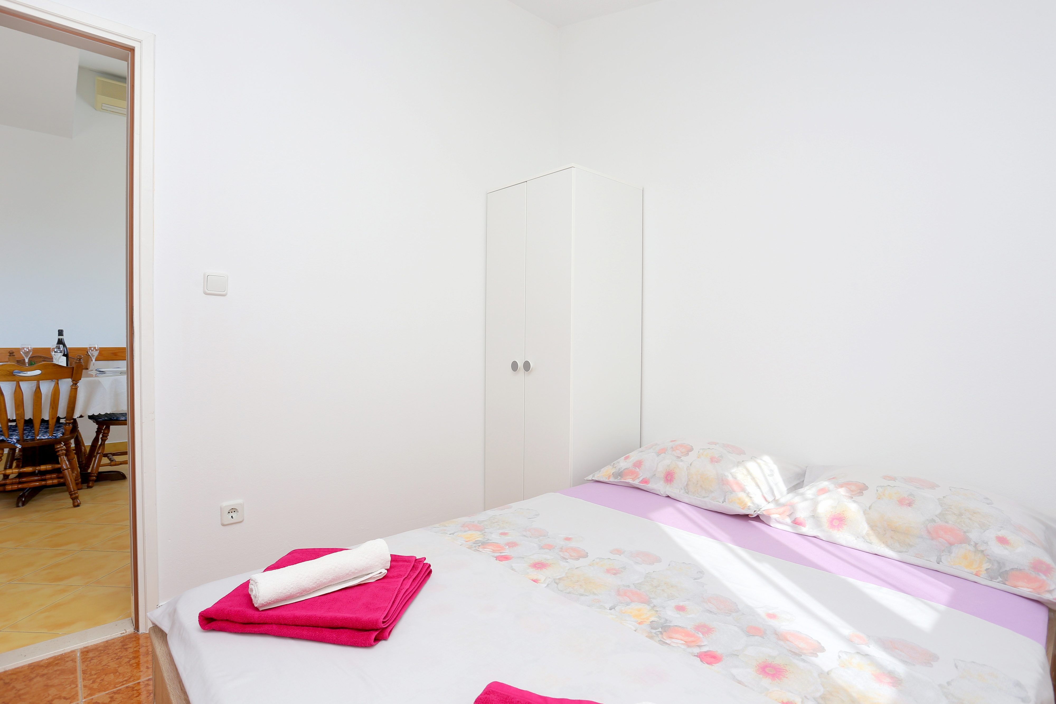 Two bedroom apartment with terrace and sea view Kanica, Rogoznica  A-a