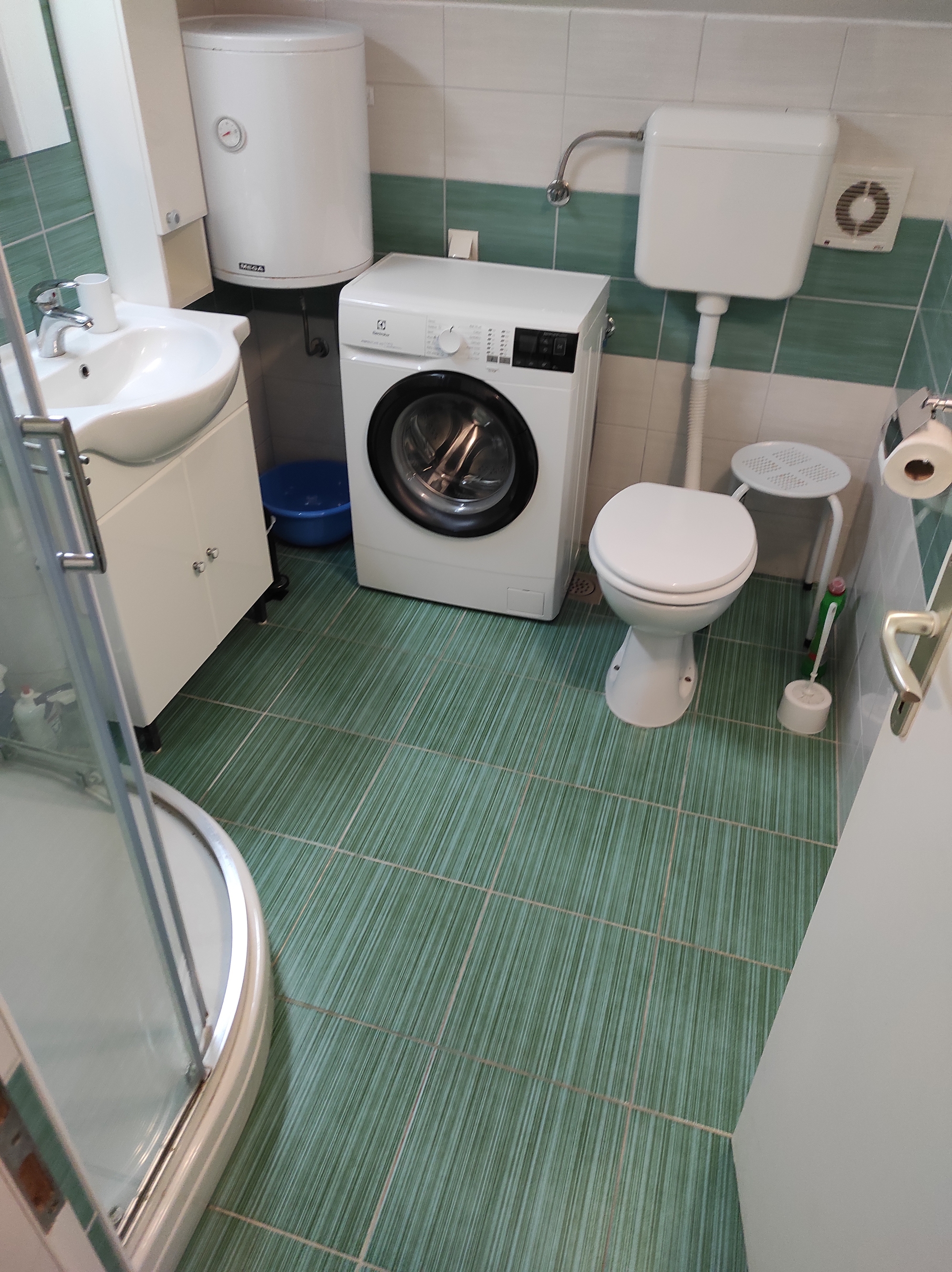 Two bedroom apartment near beach Cove Osibova, Brač  A-a