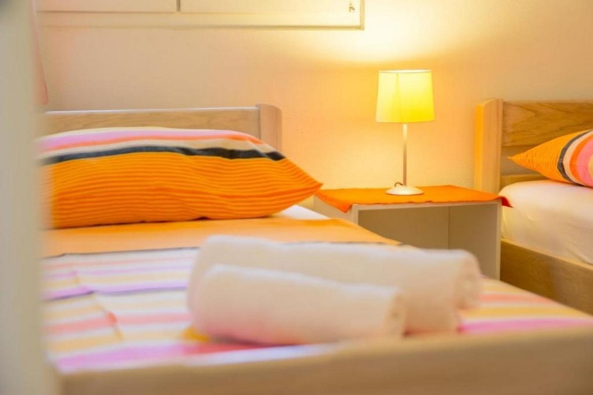 Two bedroom apartment near beach Cove Osibova, Brač  A-a