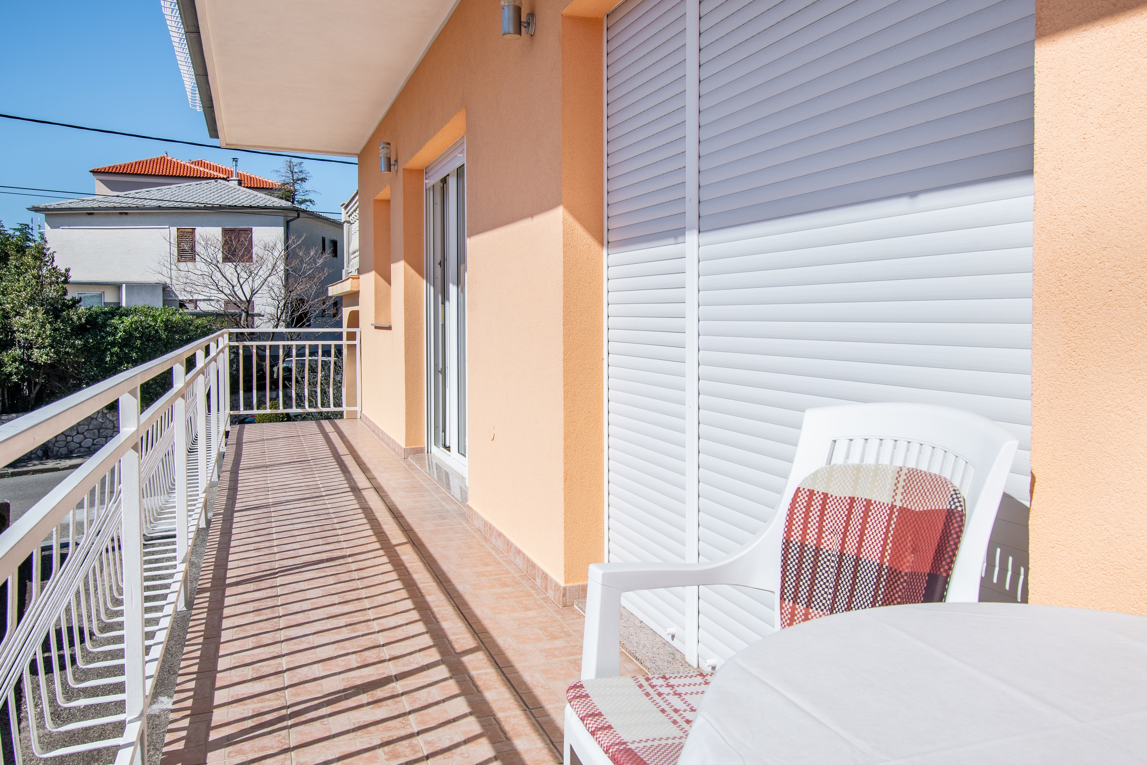 Two bedroom apartment with terrace and sea view Novi Vinodolski  A-a