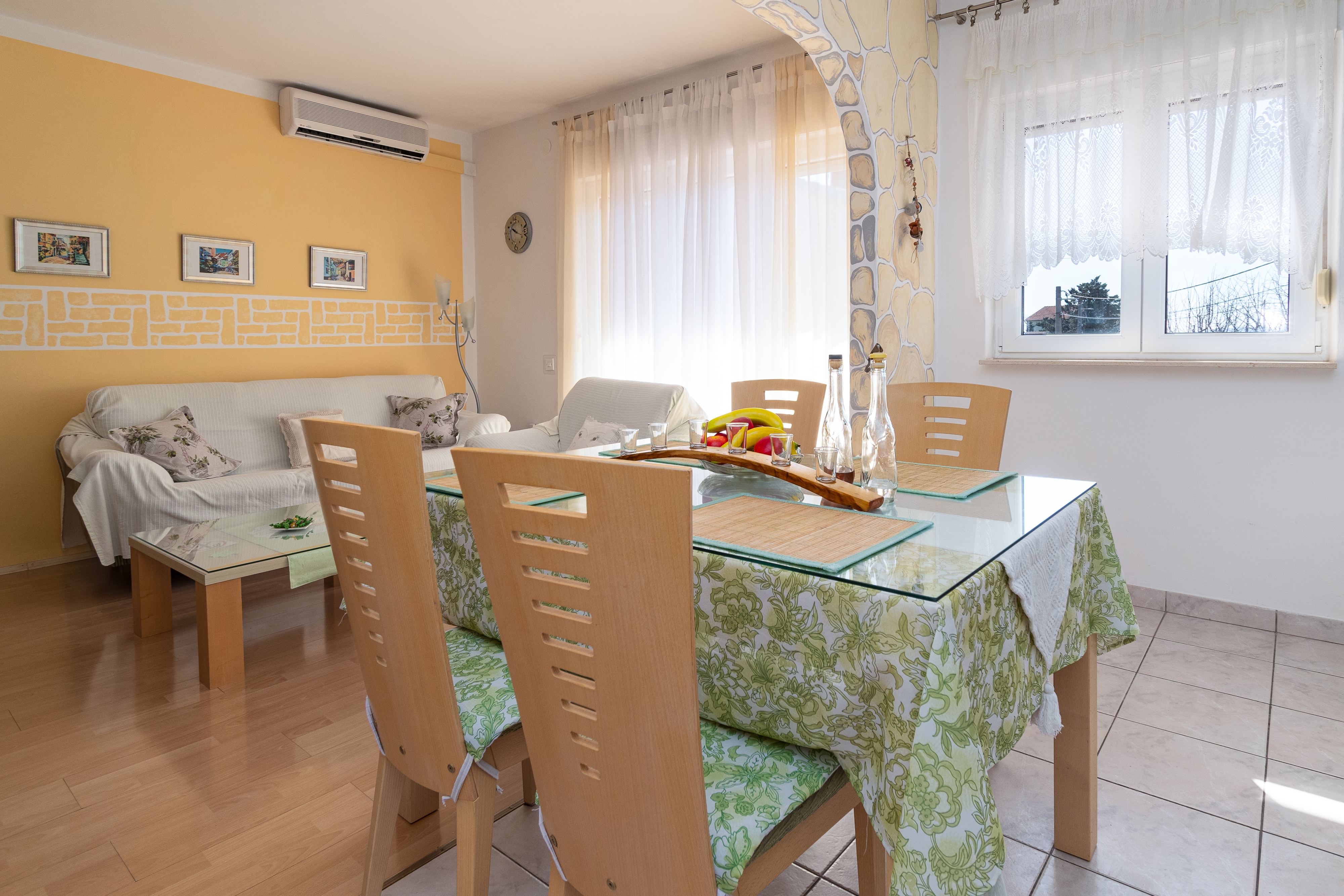 Top Novi Vinodolski Top Novi Vinodolski