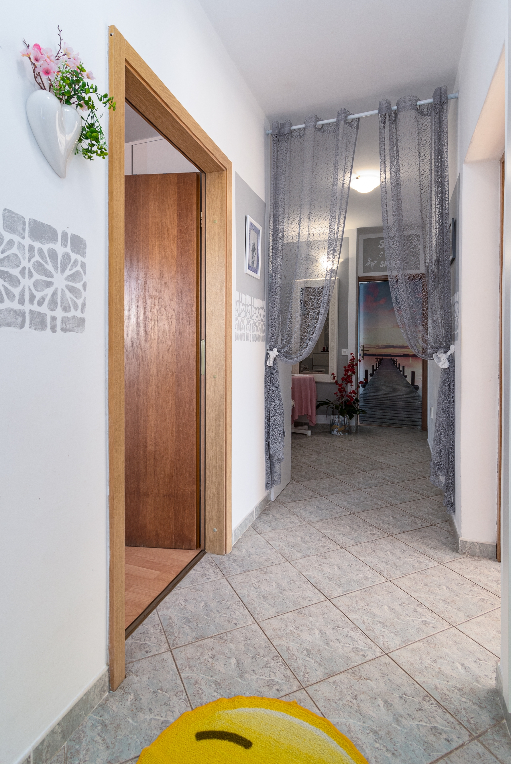 Two bedroom apartment with terrace and sea view Novi Vinodolski  A-a
