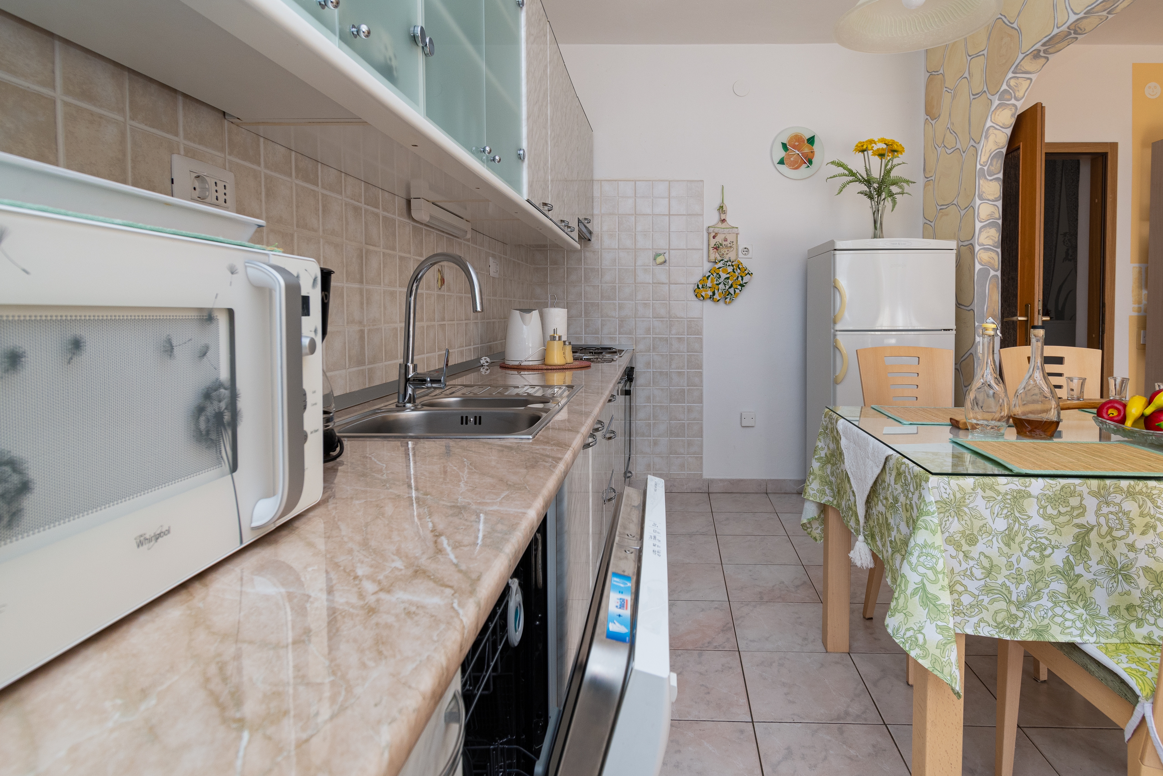 Two bedroom apartment with terrace and sea view Novi Vinodolski  A-a