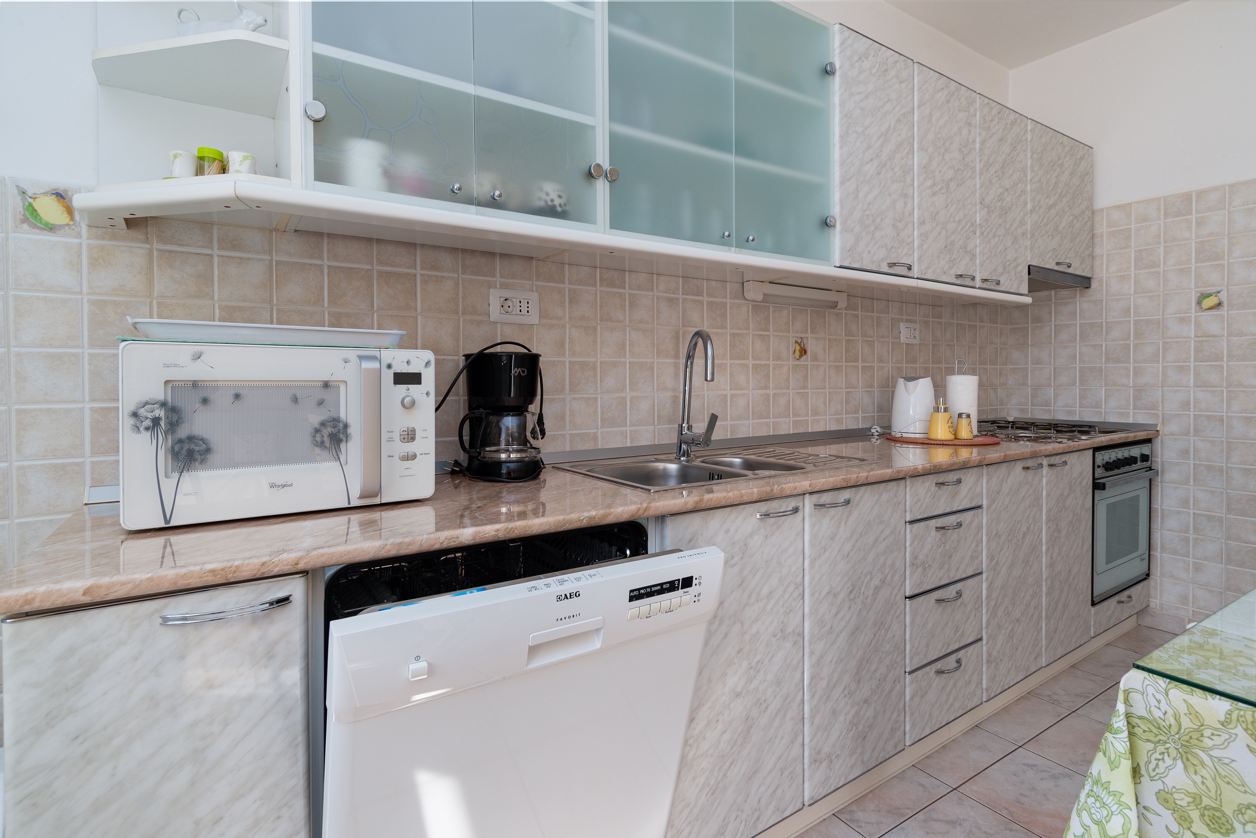 Two bedroom apartment with terrace and sea view Novi Vinodolski  A-a