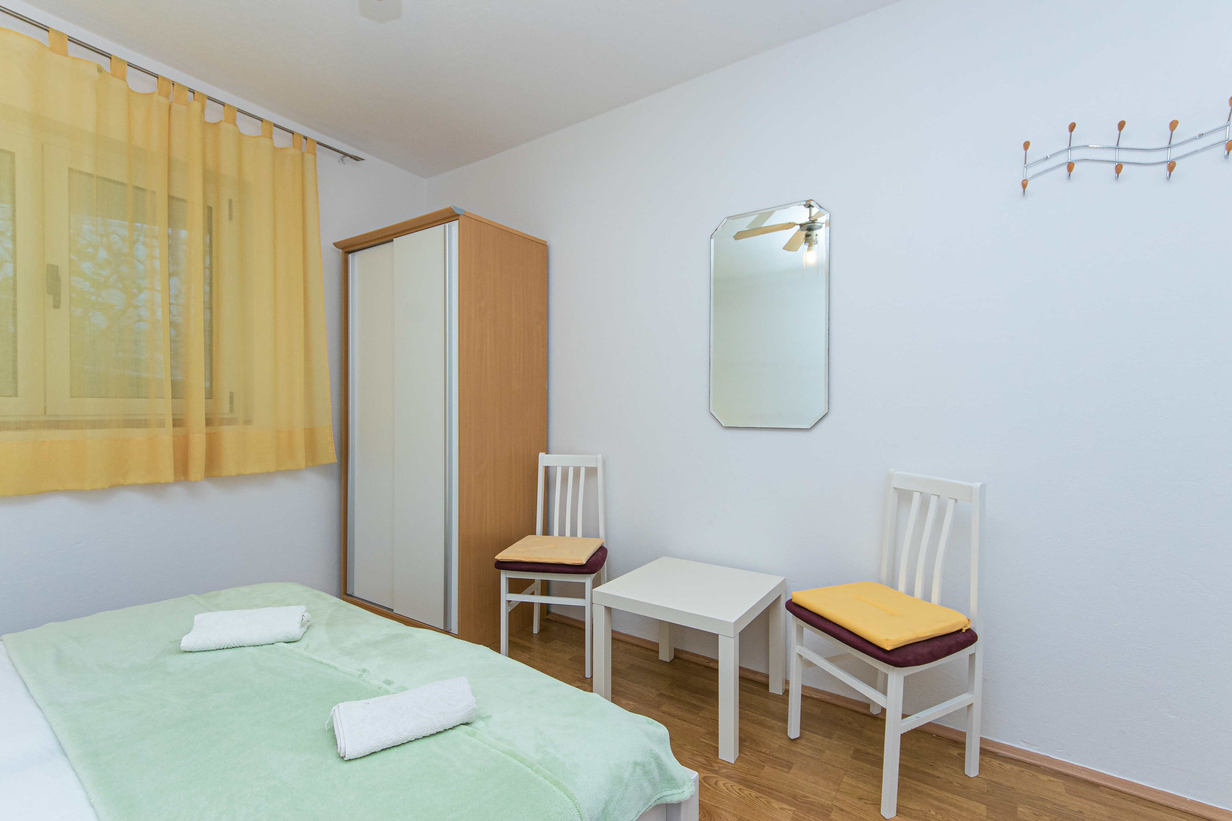 Three bedroom apartment near beach Živogošće - Porat, Makarska  A-a