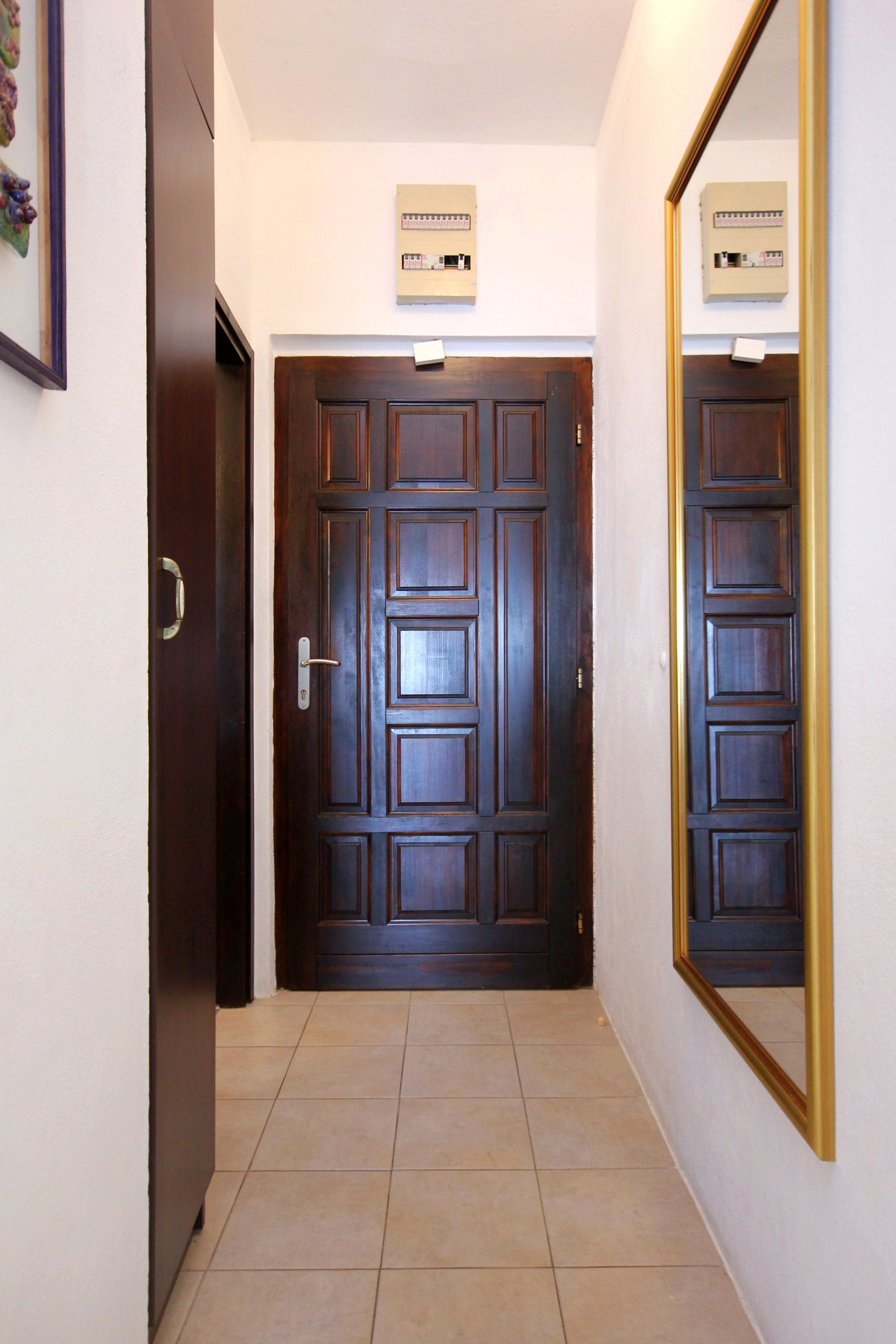 Dvosobni apartman uz plažu Rogoznica  A-a