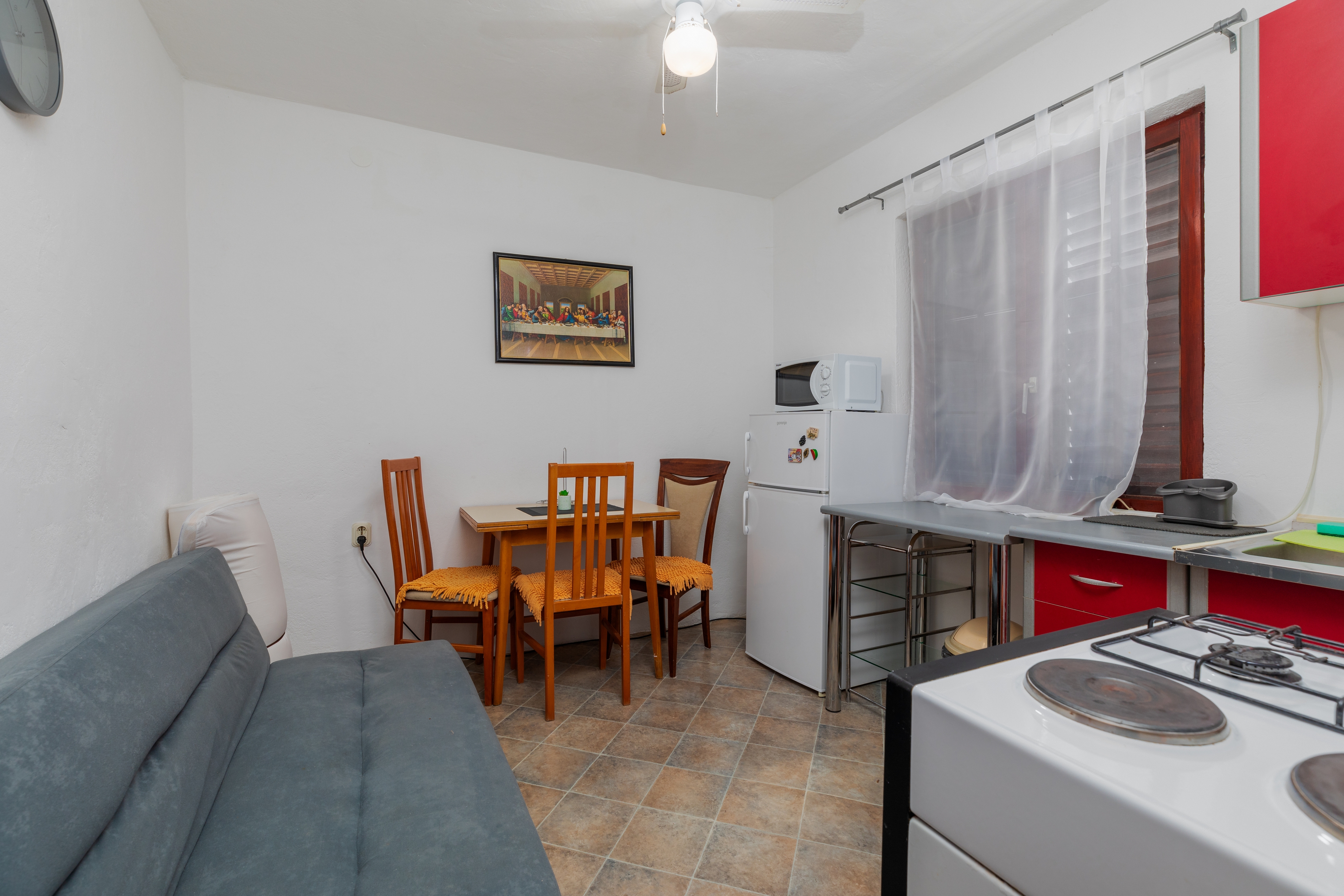 One bedroom apartment with terrace and sea view Stanići, Omiš (A-20107-a)