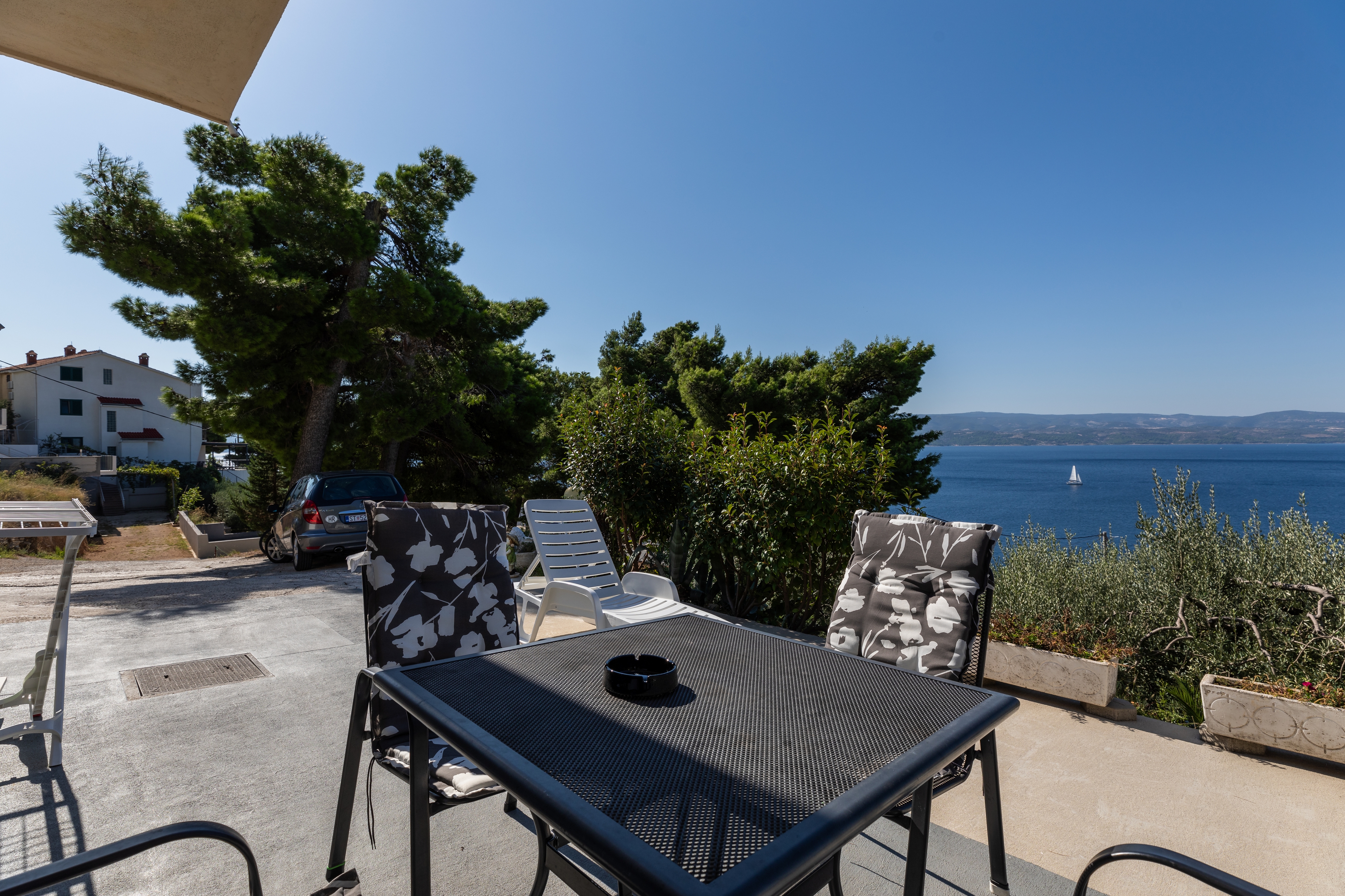 One bedroom apartment with terrace and sea view Stanići, Omiš (A-20107-a)