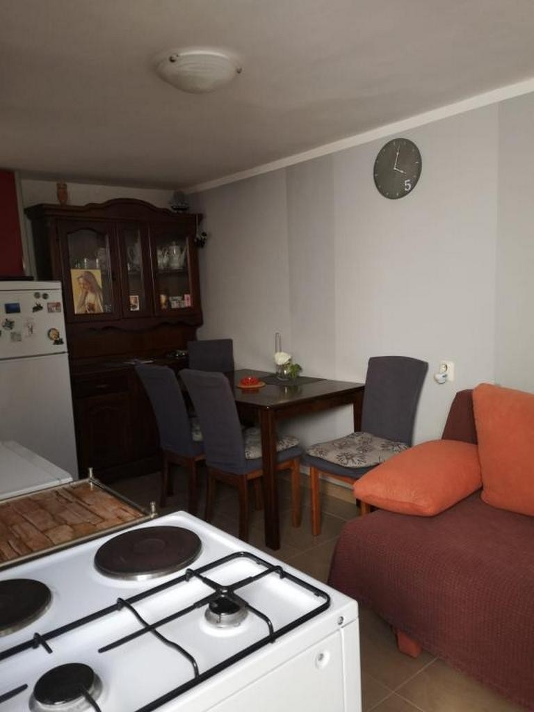 One bedroom apartment with terrace and sea view Stanići, Omiš (A-20107-b)