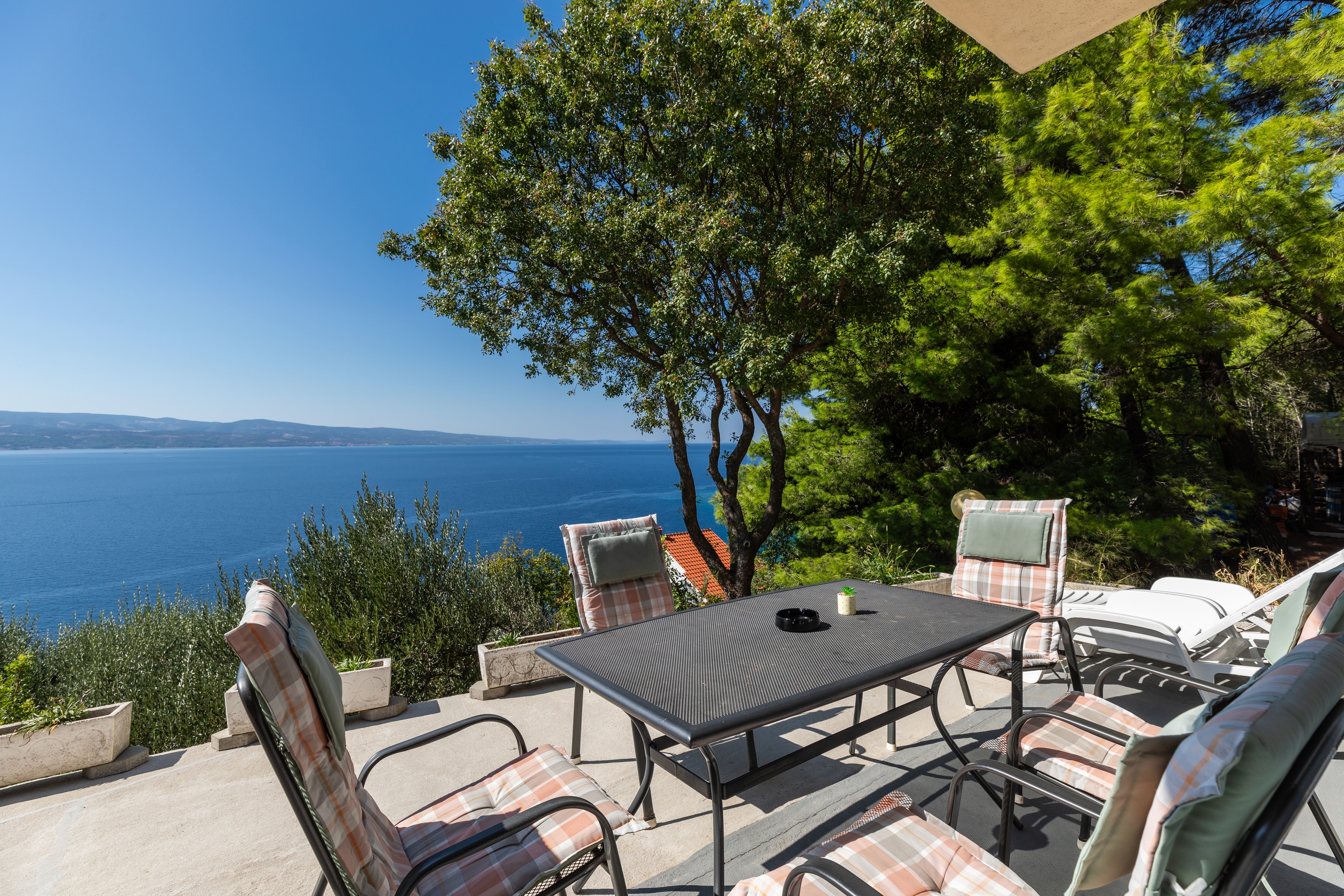 Two bedroom apartment with terrace and sea view Stanići, Omiš  A-c