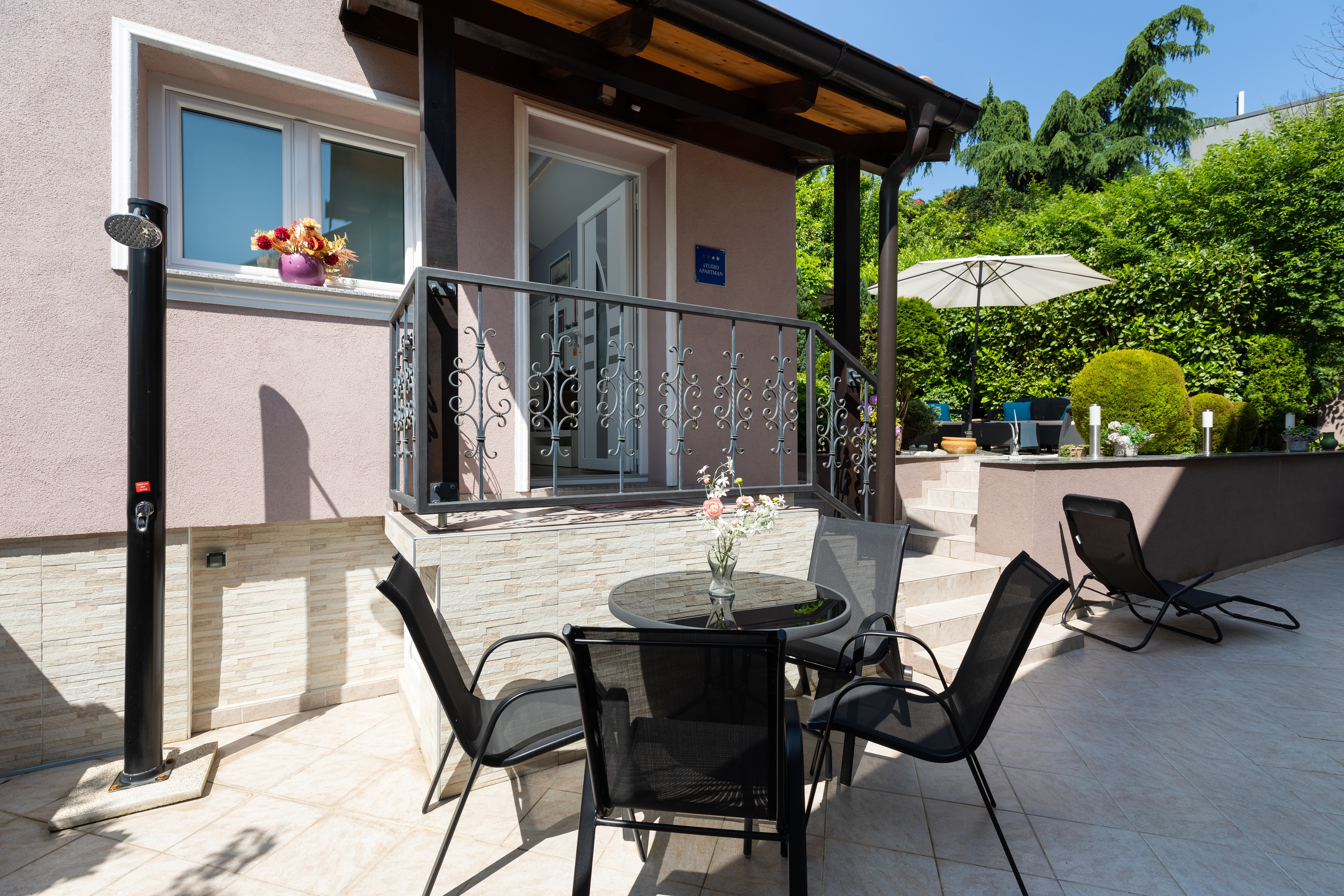 Studio flat with terrace Zagreb  AS-a