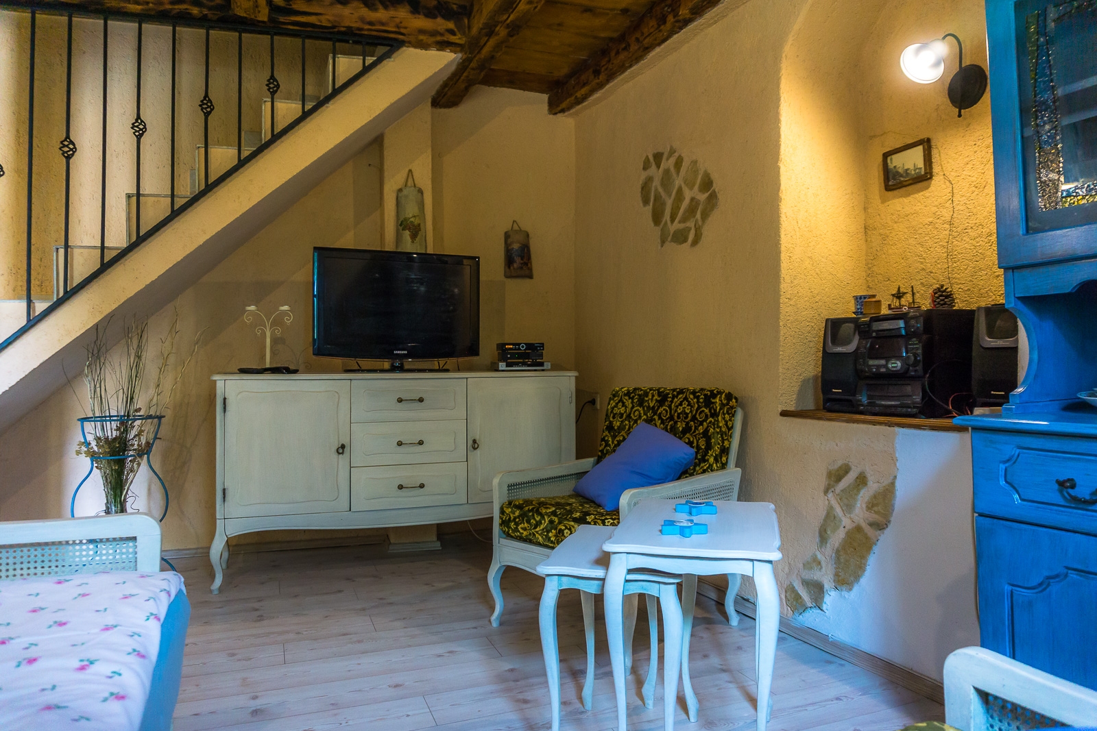 Two bedroom house with air-conditioning Banjol, Rab (K-20120) Two bedroom house with air-conditioning Banjol, Rab (K-20120)