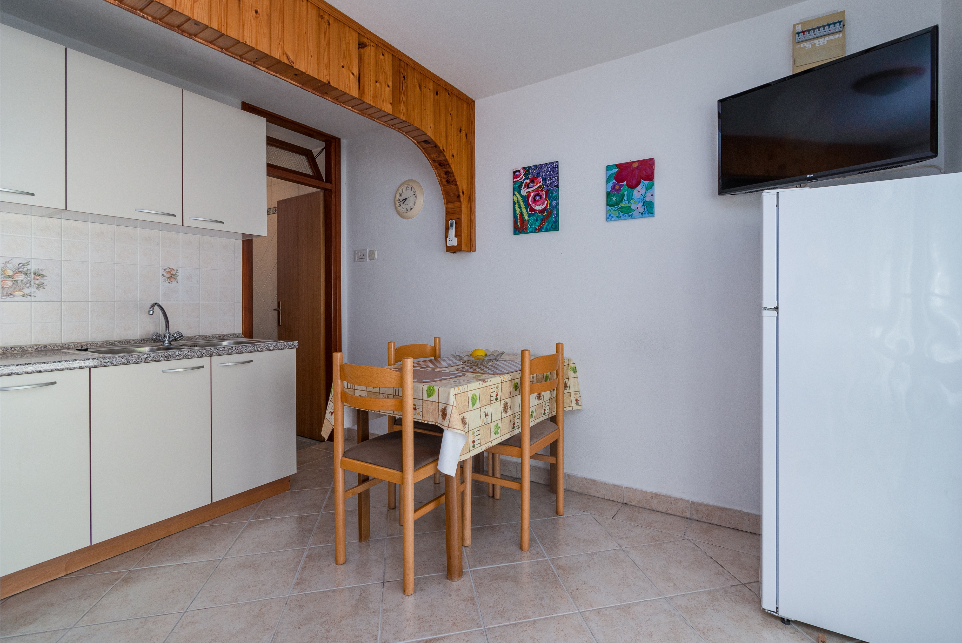 One bedroom apartment with terrace and sea view Baška, Krk  A-a