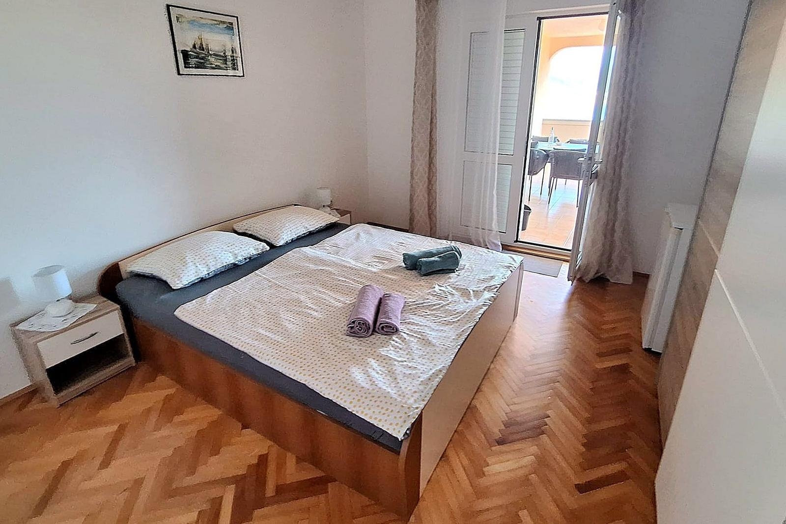 Two bedroom apartment with terrace and sea view Supetarska Draga - Donja (Rab) (A-2013-a) Two bedroom apartment with terrace and sea view Supetarska Draga - Donja (Rab) (A-2013-a)