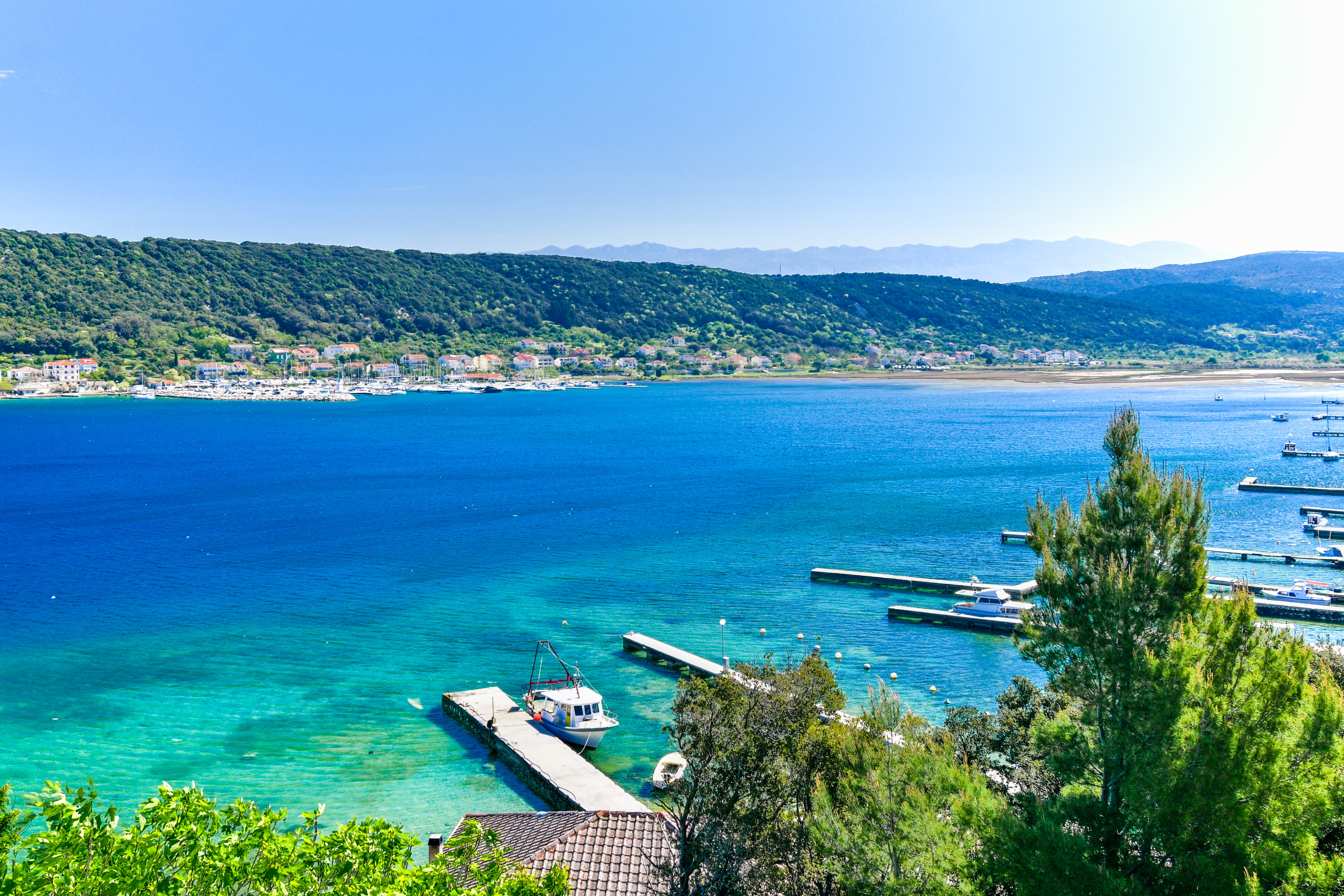 Two bedroom apartment with terrace and sea view Supetarska Draga - Donja, Rab  A-a