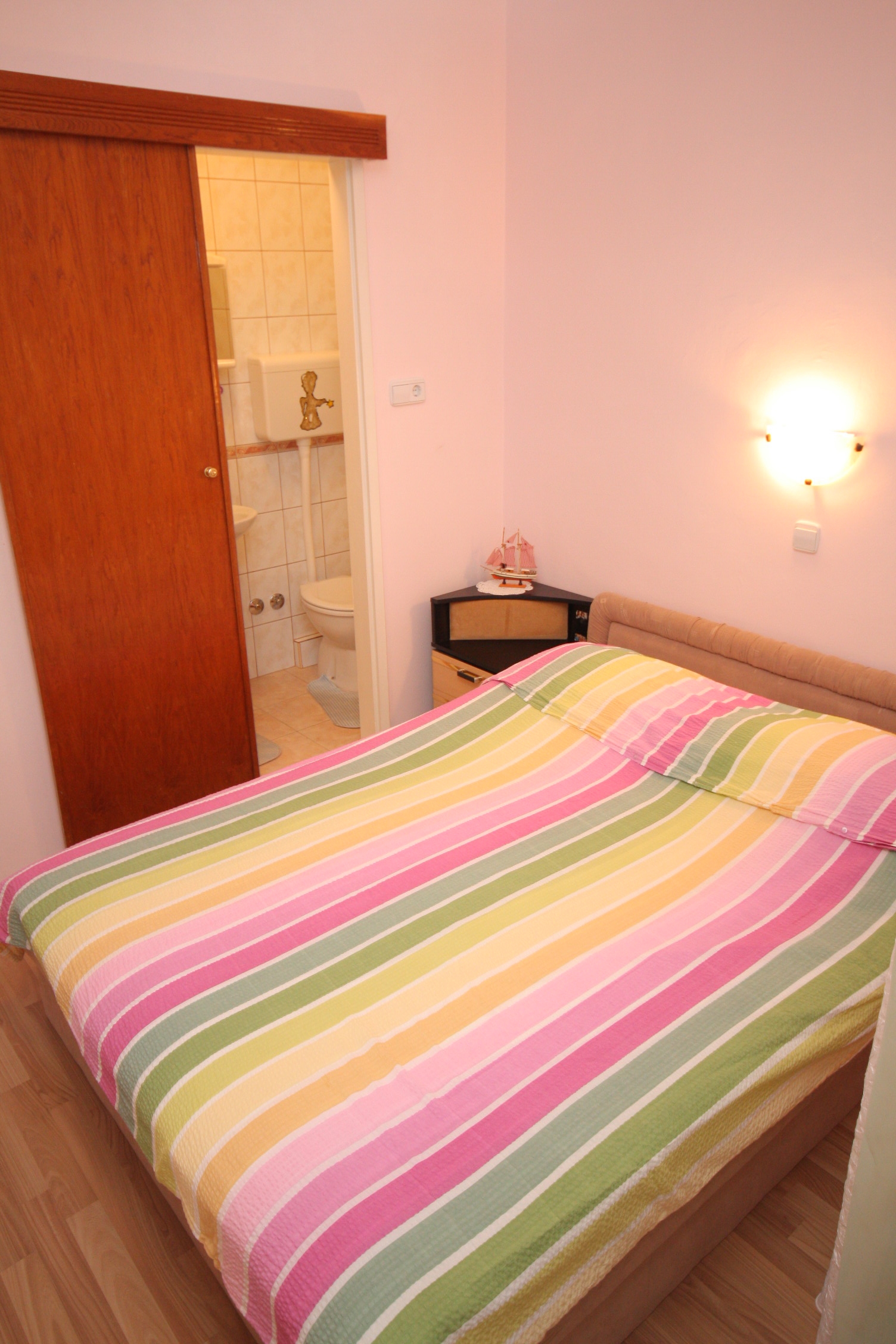 Two bedroom apartment with terrace and sea view Supetarska Draga - Donja, Rab  A-b