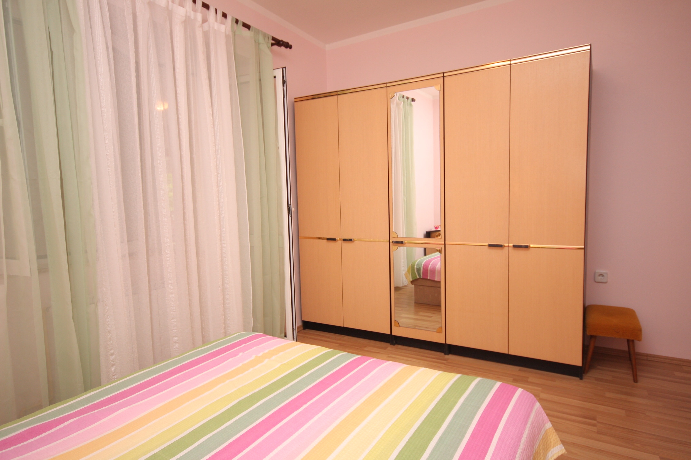 Two bedroom apartment with terrace and sea view Supetarska Draga - Donja, Rab  A-b