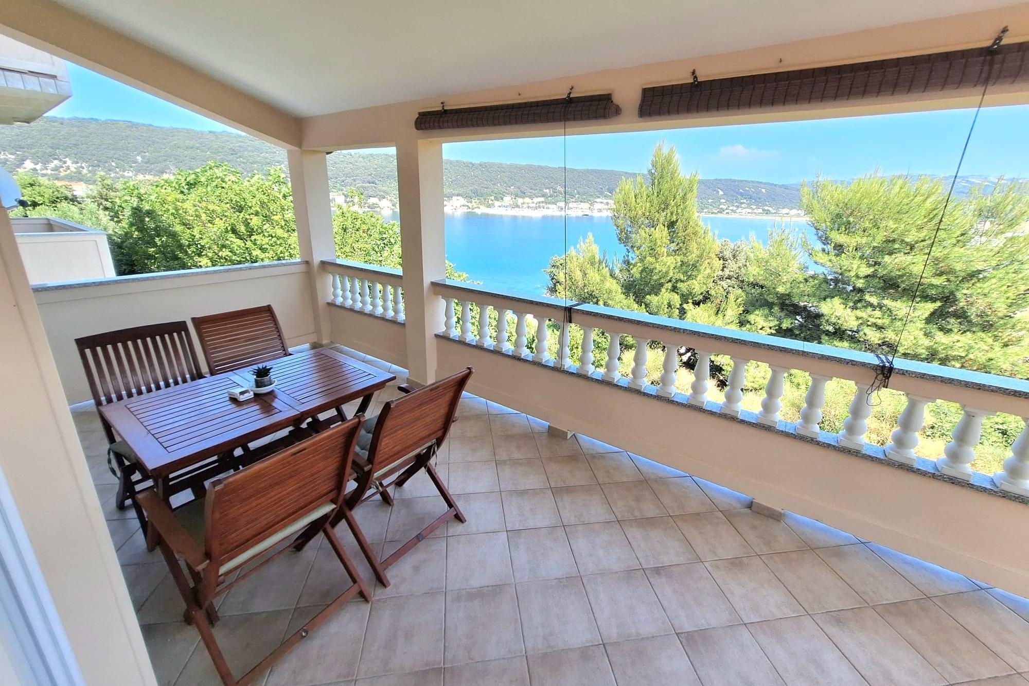 Two bedroom apartment with terrace and sea view Supetarska Draga - Donja (Rab) (A-2013-b) Two bedroom apartment with terrace and sea view Supetarska Draga - Donja (Rab) (A-2013-b)