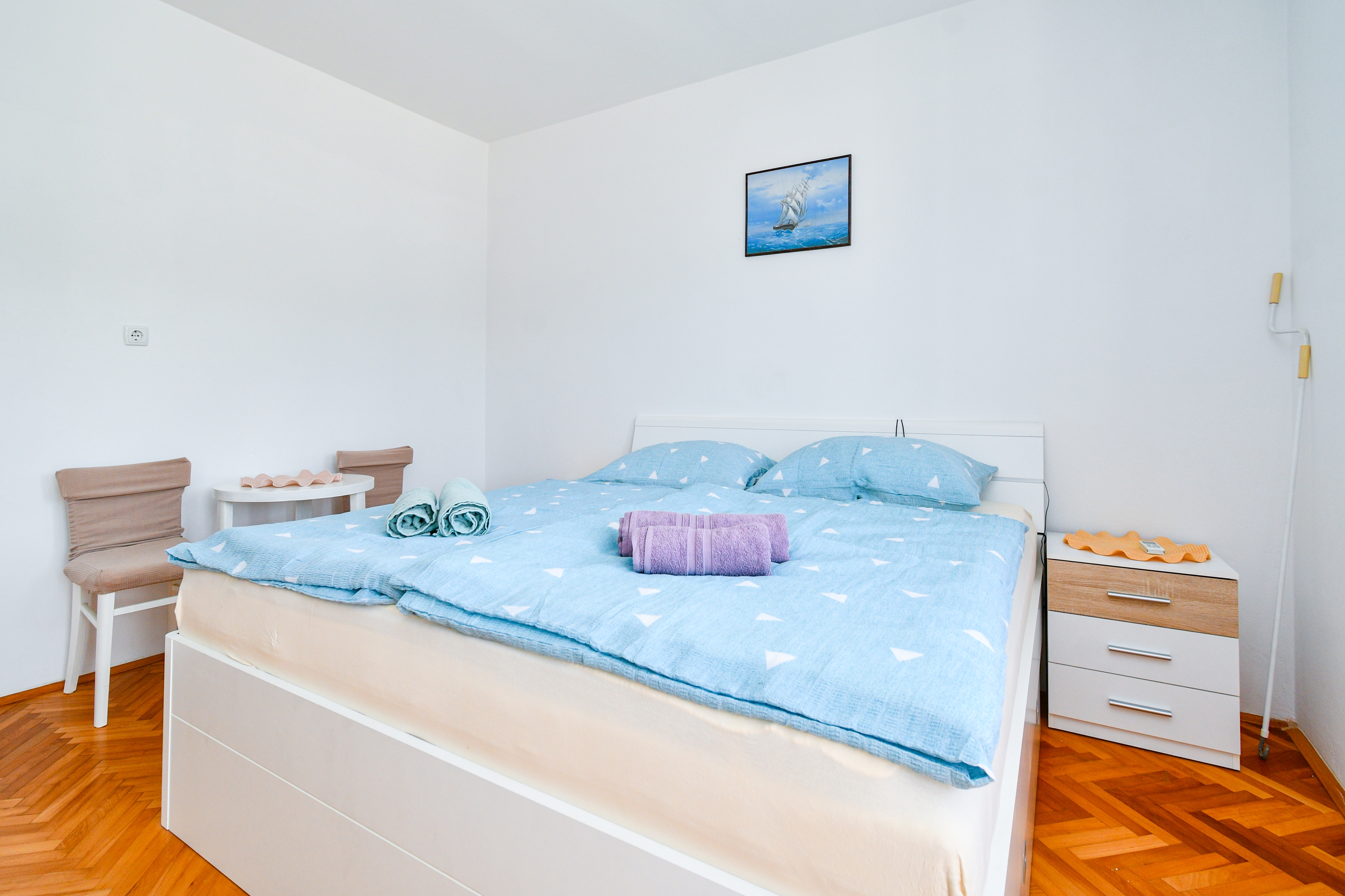 One bedroom apartment with balcony and sea view Supetarska Draga - Donja, Rab  A-f