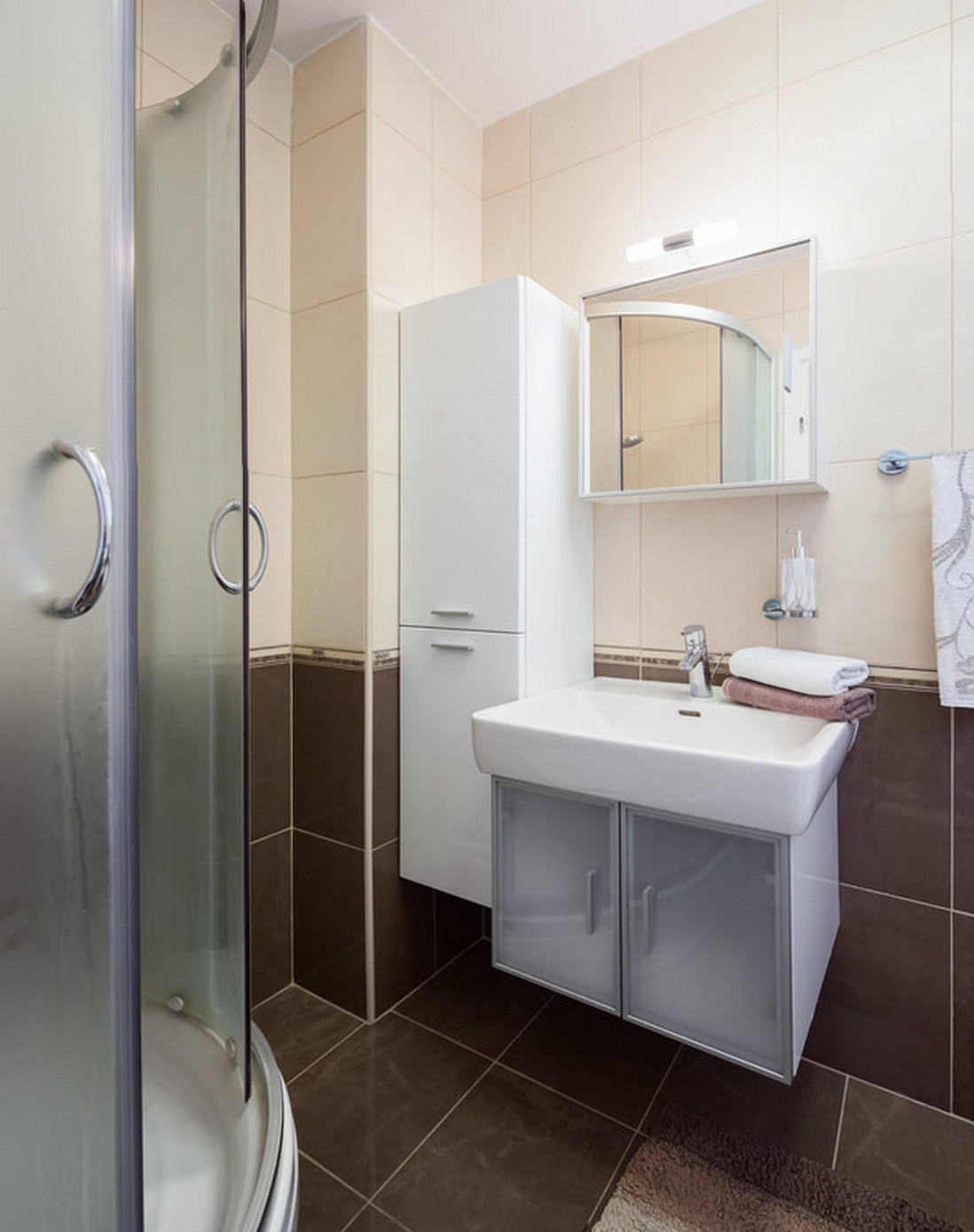 Three bedroom house with terrace Nerežišća, Brač  K
