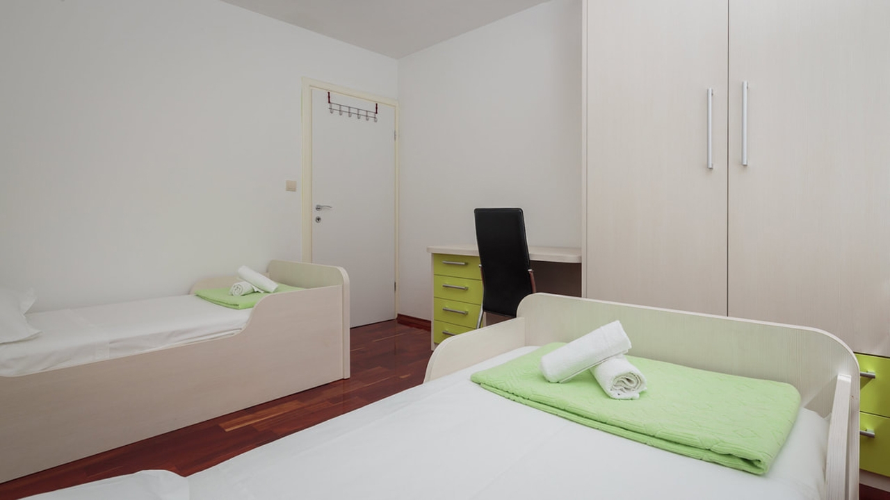 Three bedroom house with terrace Nerežišća, Brač  K