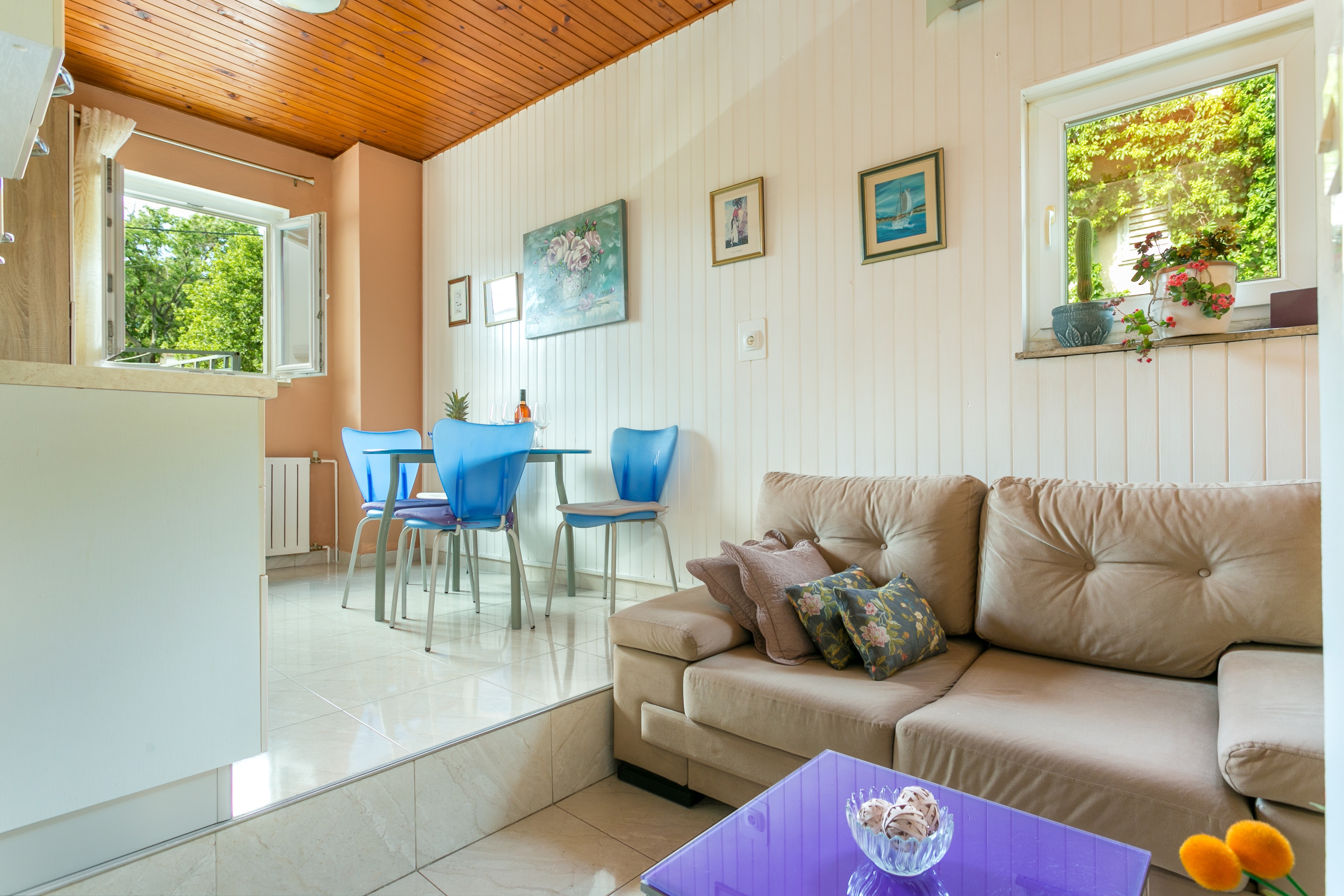 Two bedroom apartment with terrace Supetar, Brač (A-20134-a) Two bedroom apartment with terrace Supetar, Brač (A-20134-a)